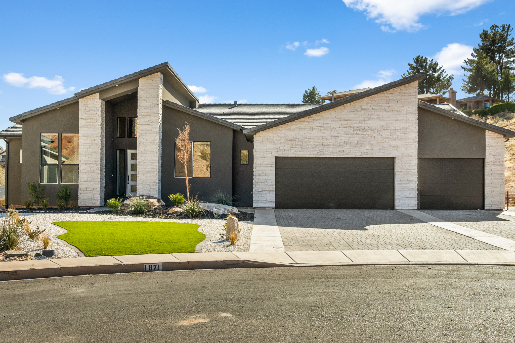 OVERLOOK AT GREEN VALLEY - Residential