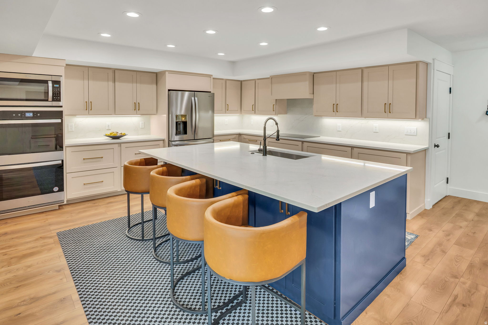 SOMERSET FARM - Residential