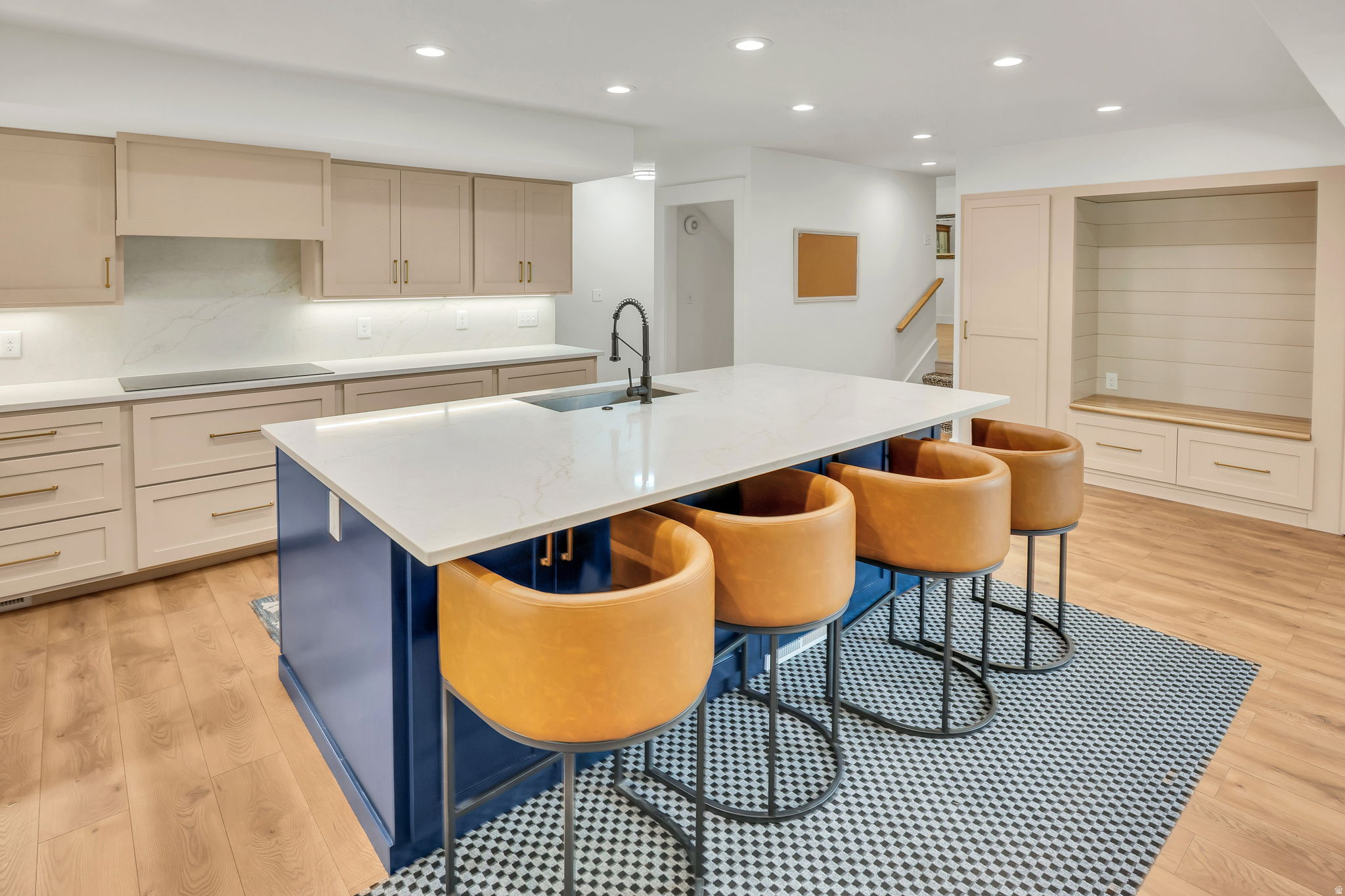 SOMERSET FARM - Residential