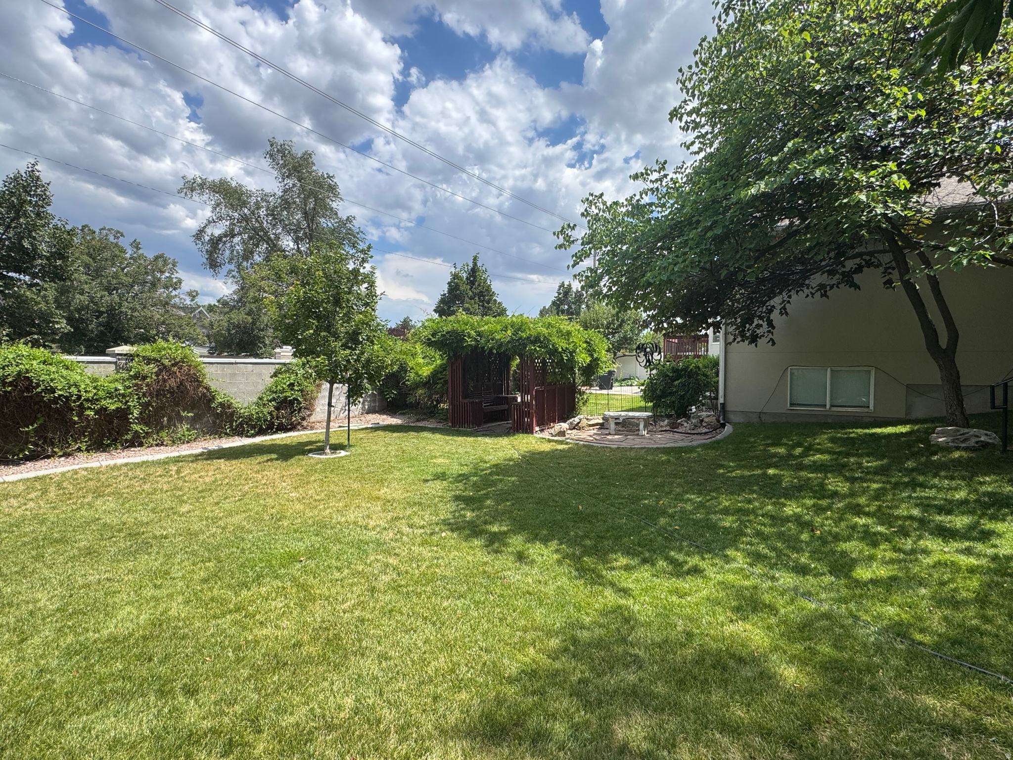 LINKS @ MTN VIEW - Residential