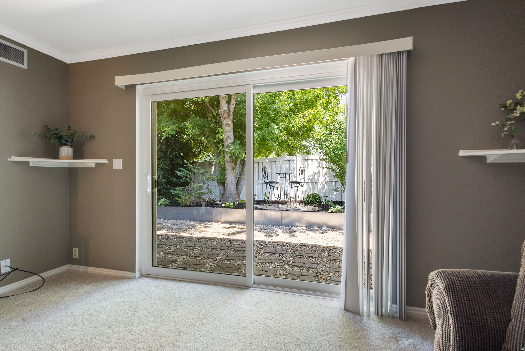 CARRIAGE LANE - Residential