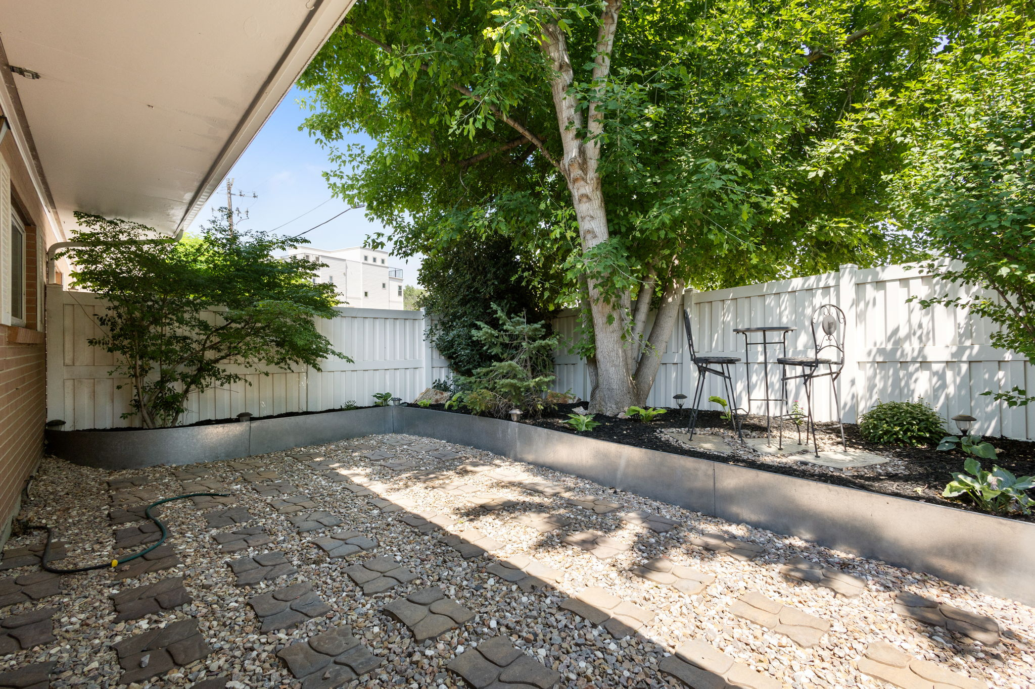 CARRIAGE LANE - Residential