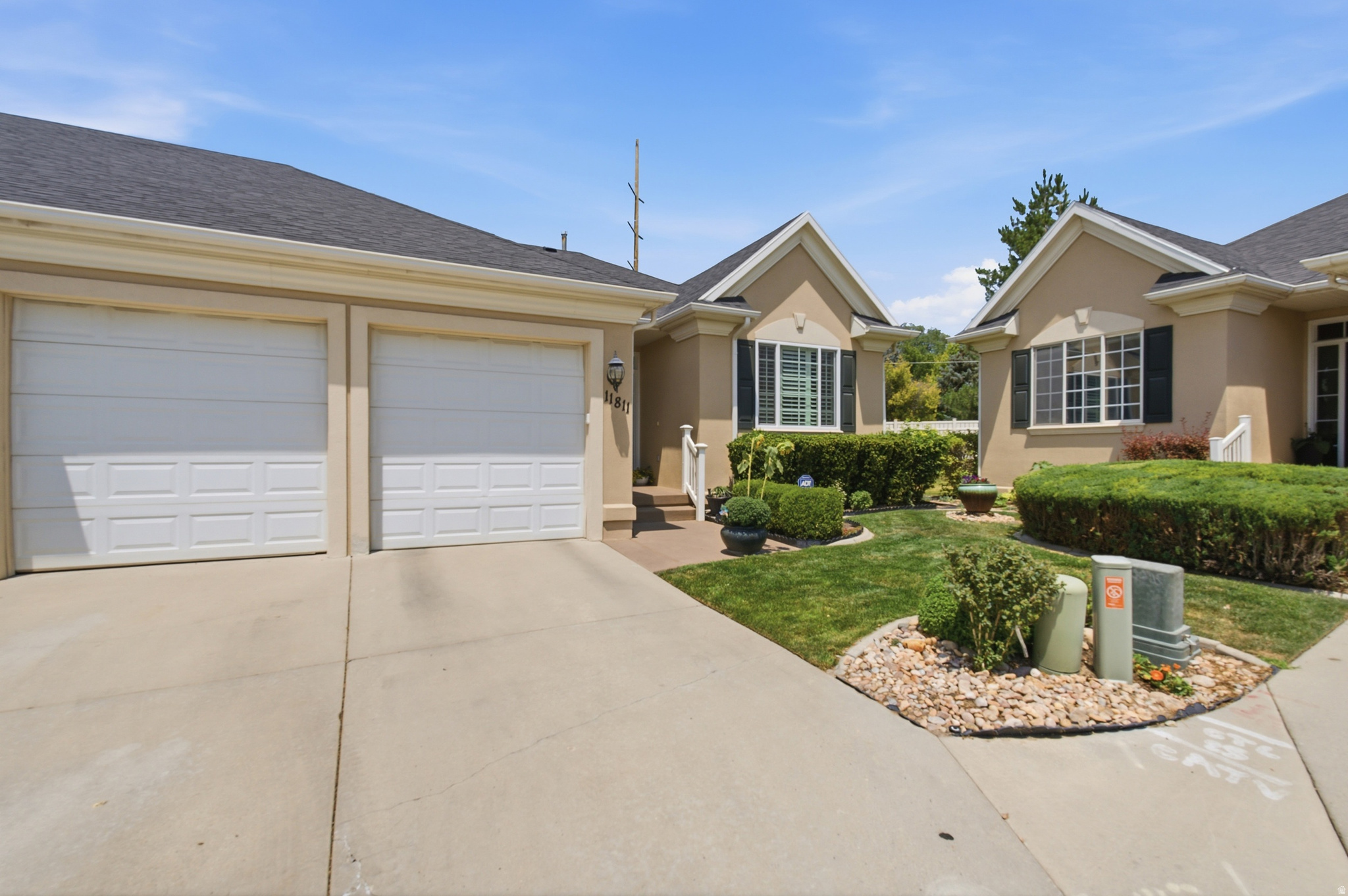 COTTAGES - Residential