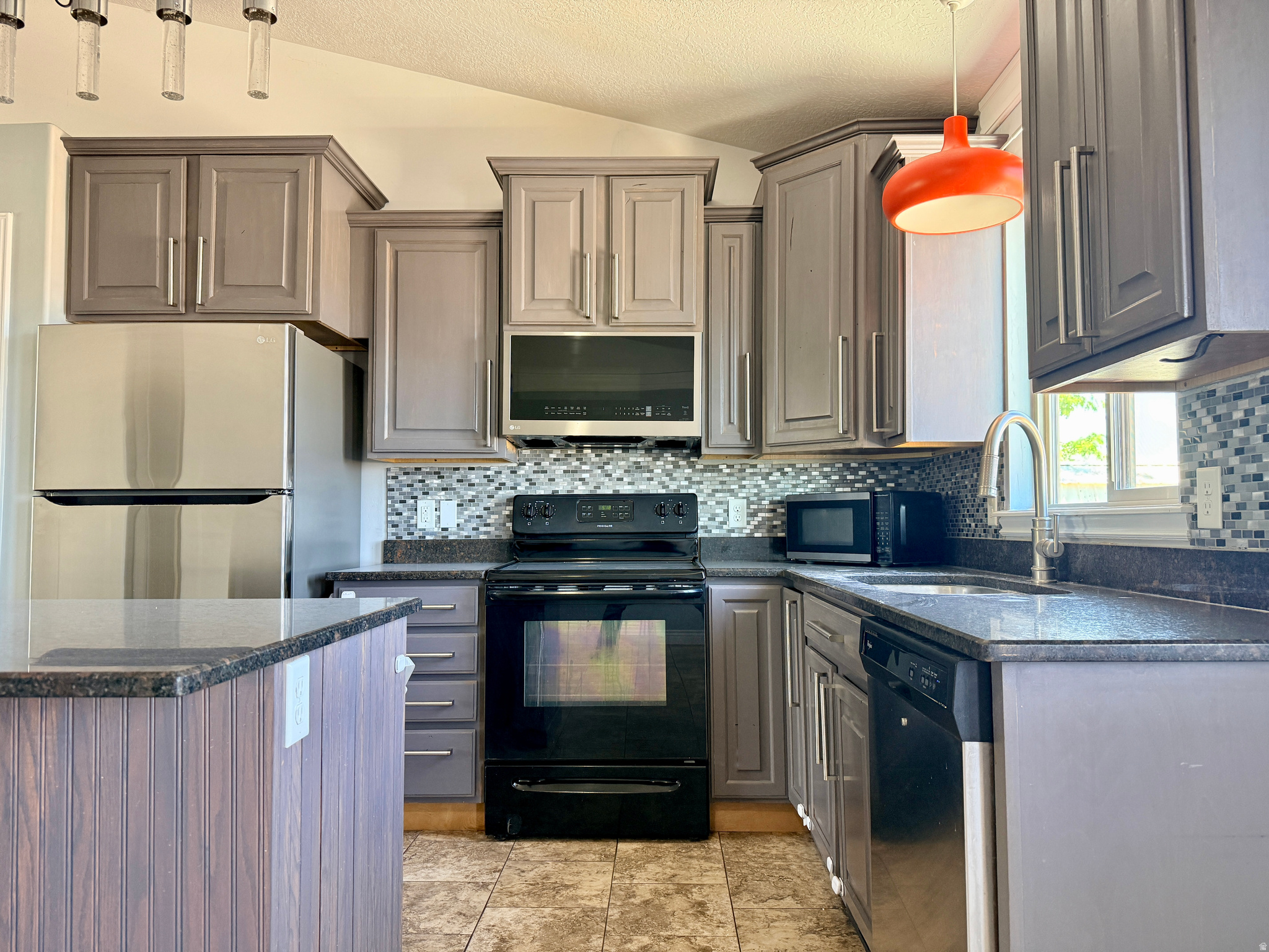 WEST MEADOWS PLAT D AMENDED - Residential