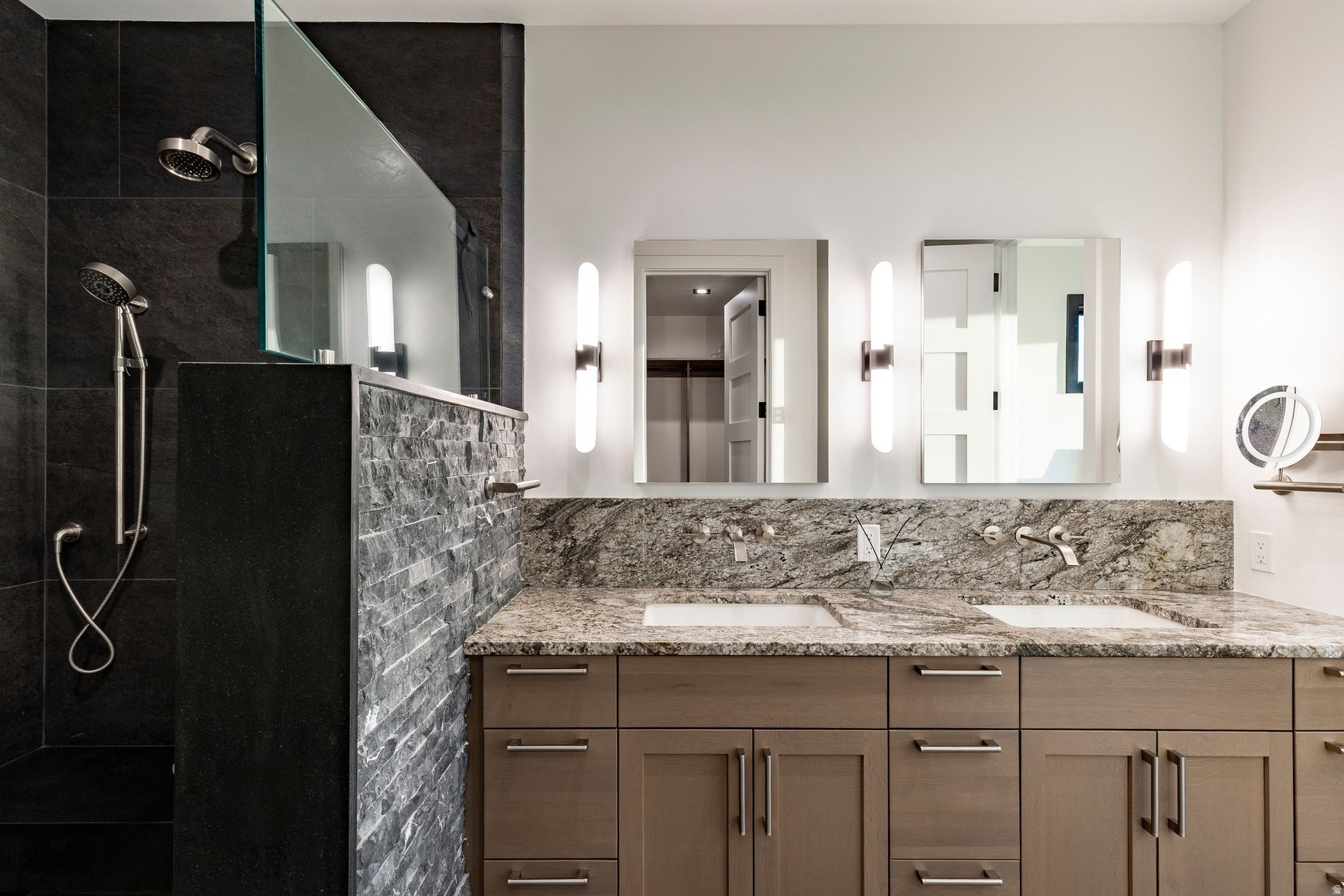 HIGH STAR RANCH - Residential