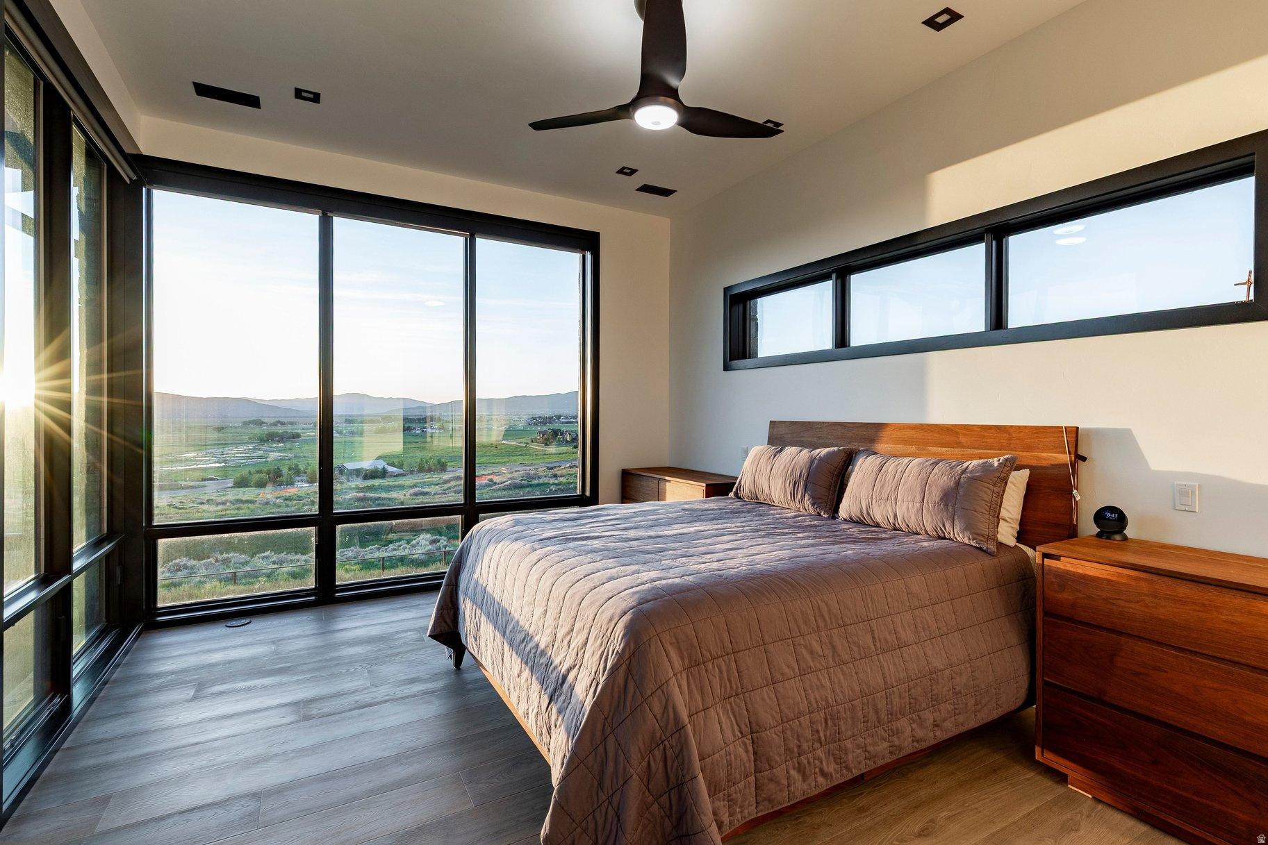 HIGH STAR RANCH - Residential