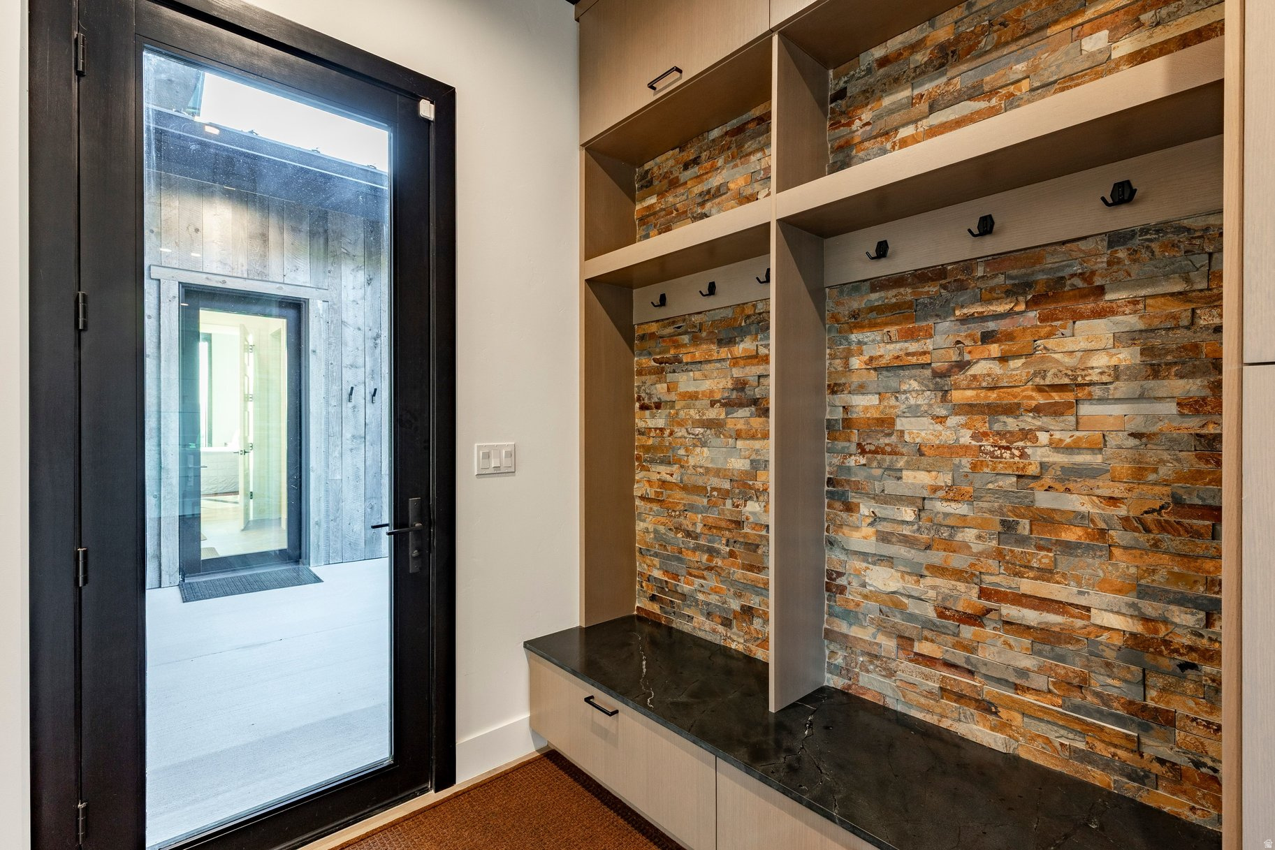 HIGH STAR RANCH - Residential