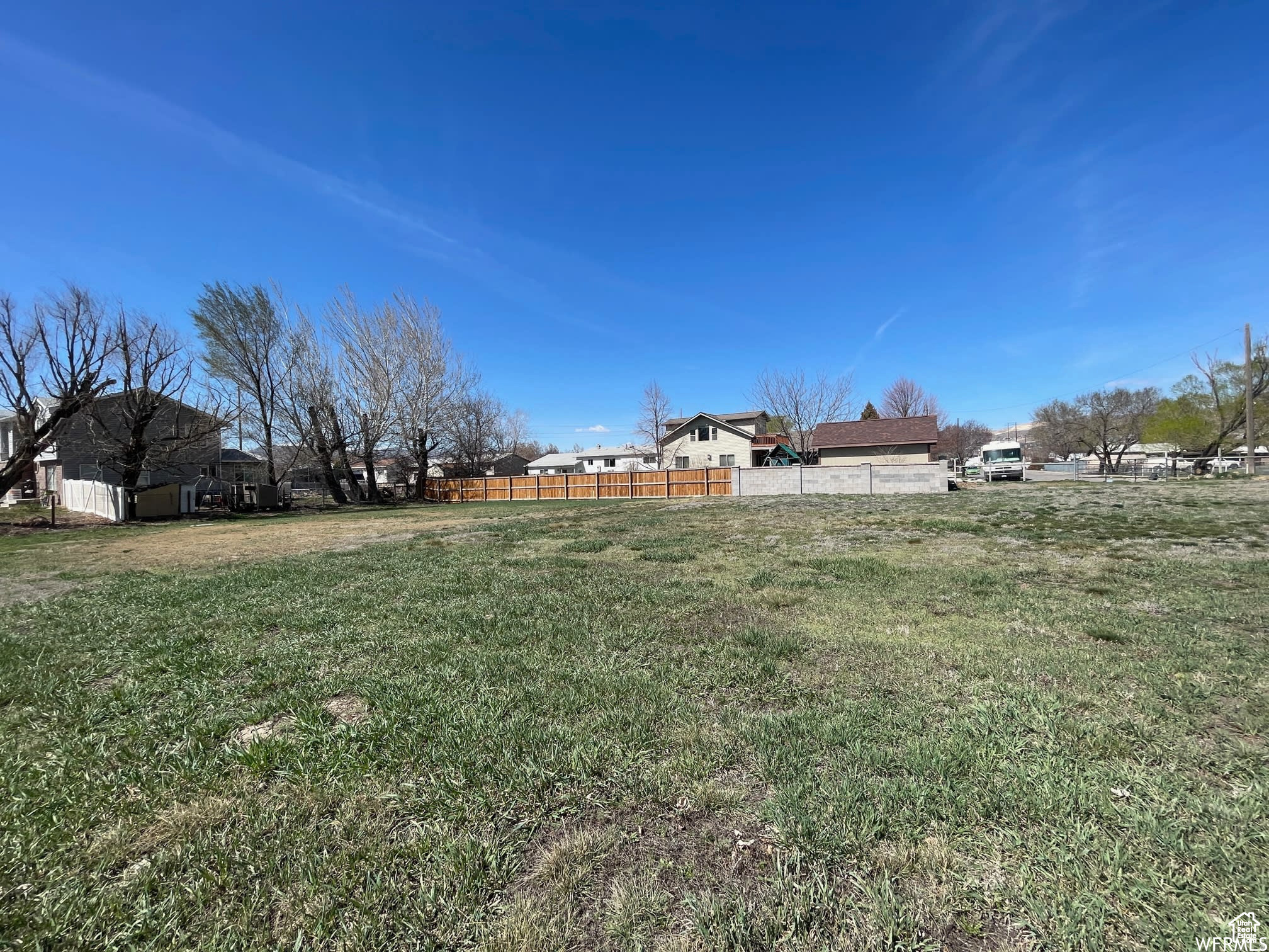 Large centrally located lot in the middle of Lehi.  Build your dream how or use the sellers already approved plan to split the lot into 2 and build 2 homes.