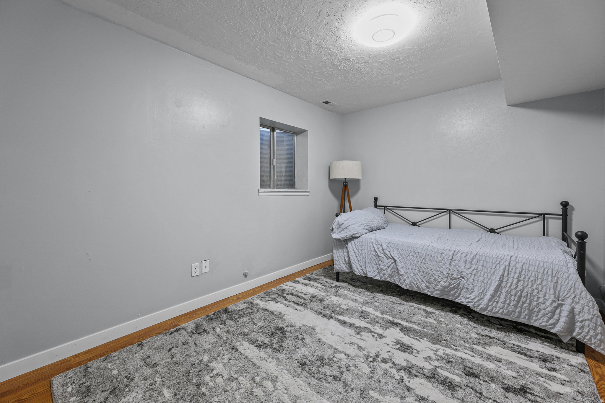 MOUNTAIN VIEW - Residential