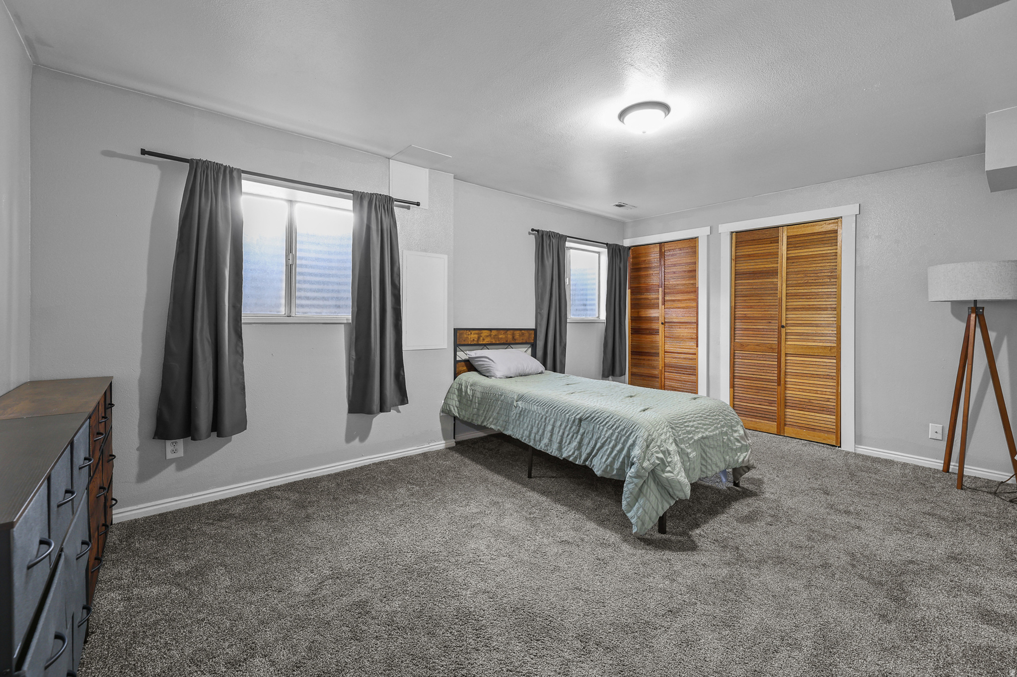 MOUNTAIN VIEW - Residential