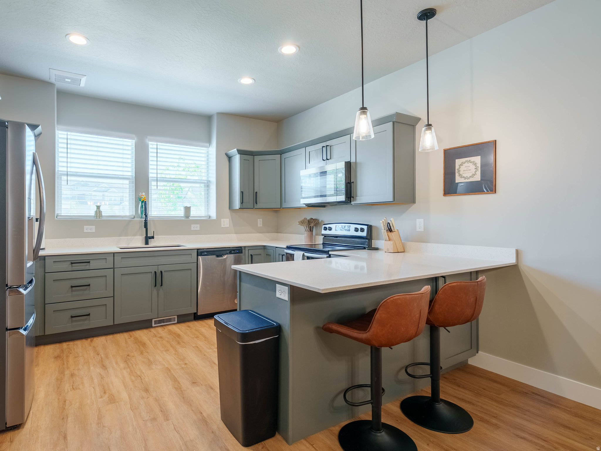 RIDGE - Residential