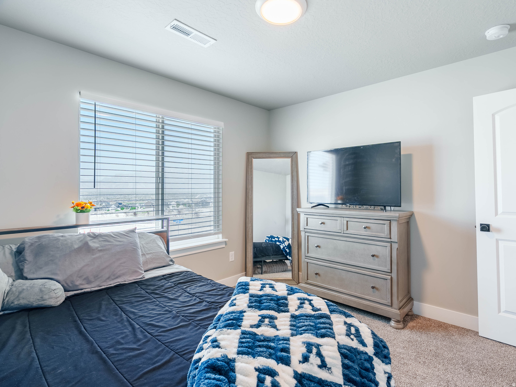 RIDGE - Residential