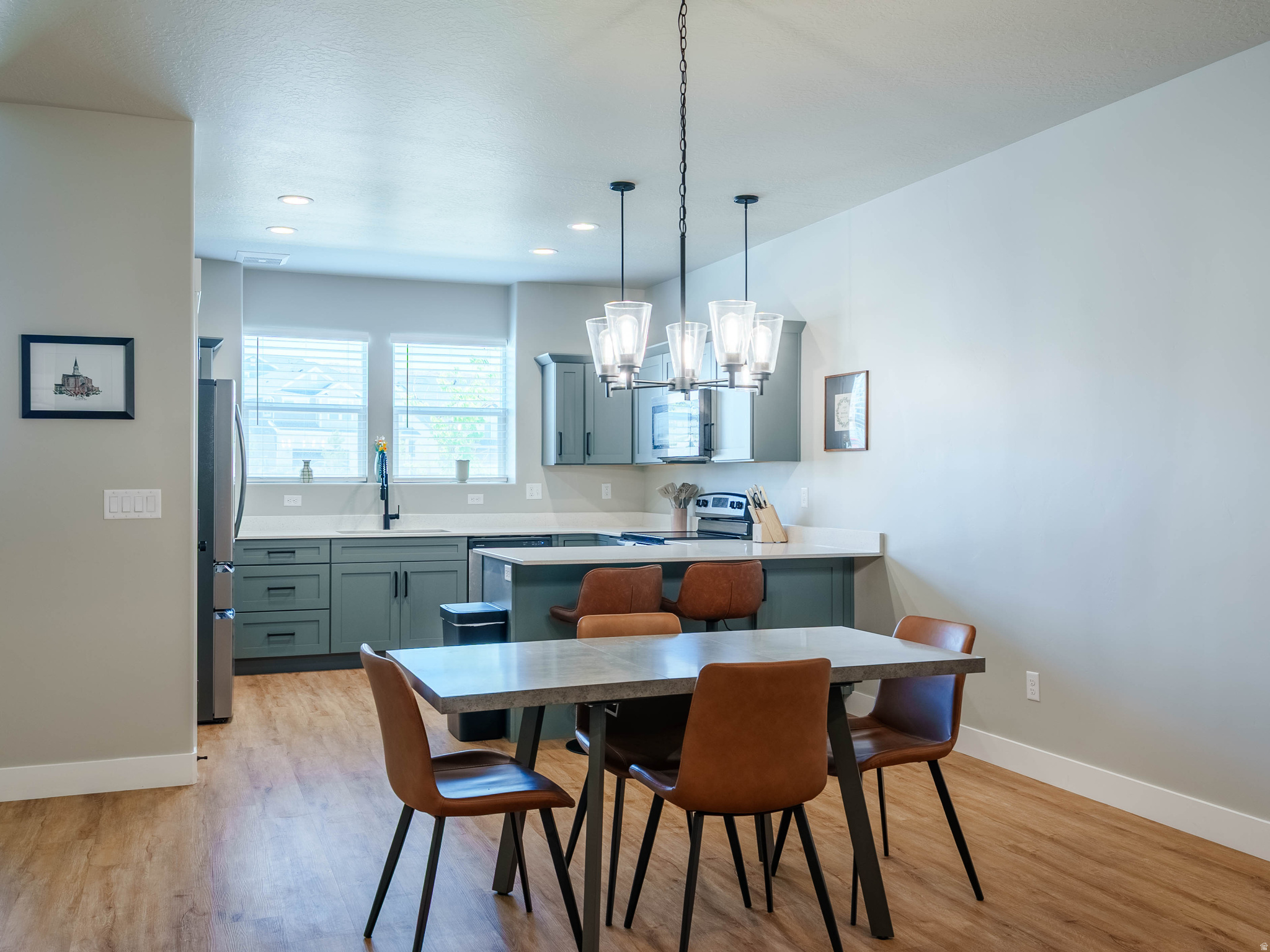 RIDGE - Residential