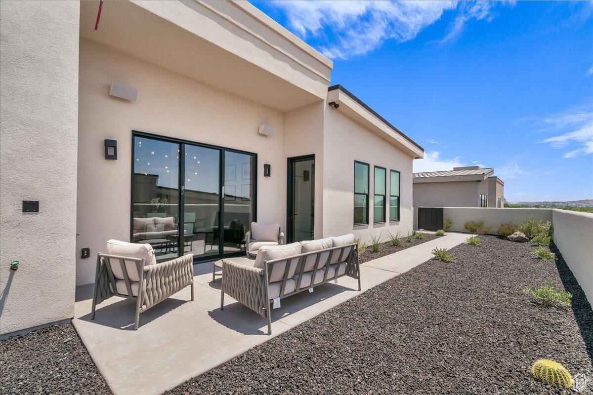 POINT AT SNOW CANYON - Residential