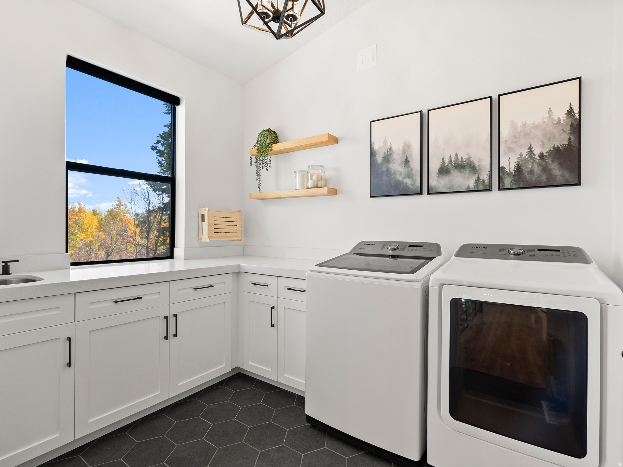 STAGECOACH ESTATES - Residential