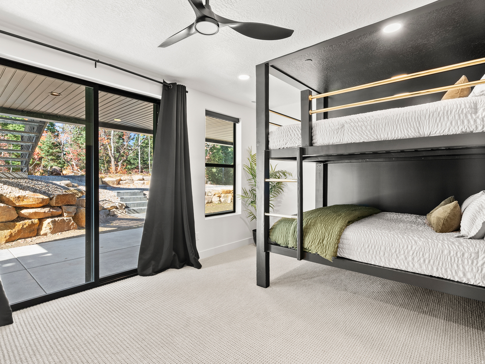 STAGECOACH ESTATES - Residential