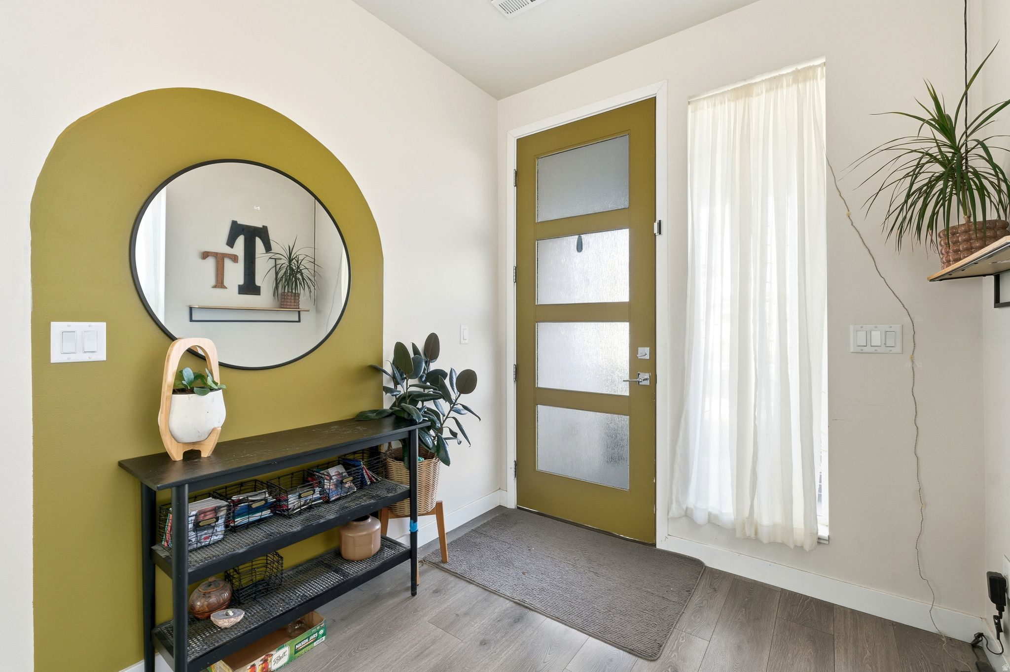 YULISA ESTATES - Residential