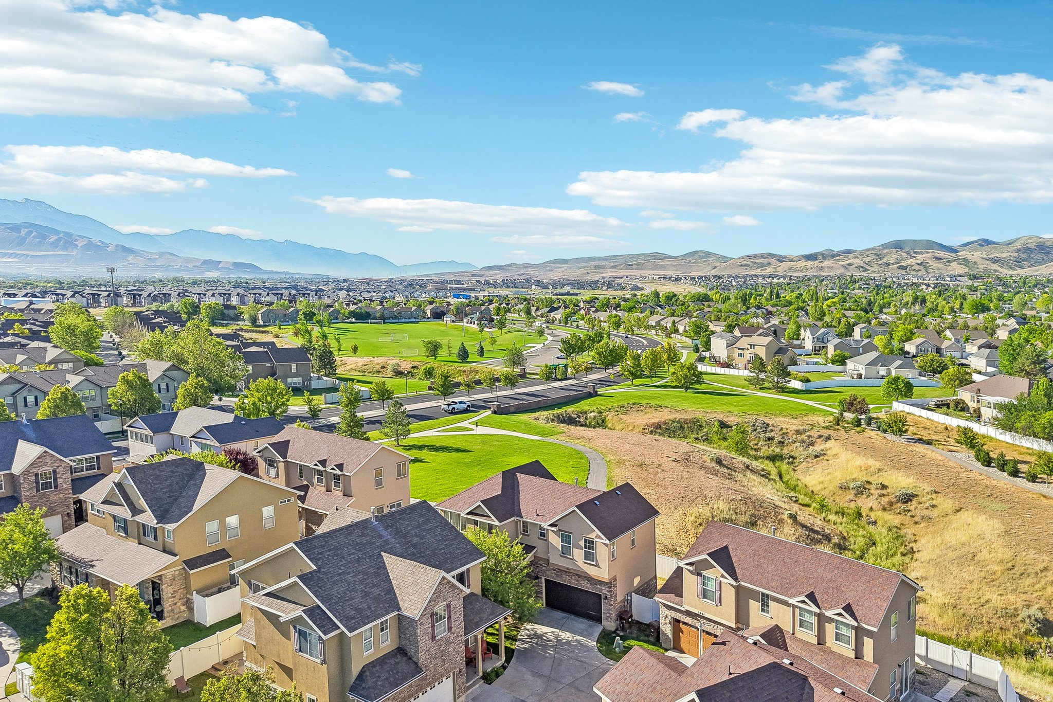 MEADOWS - Residential