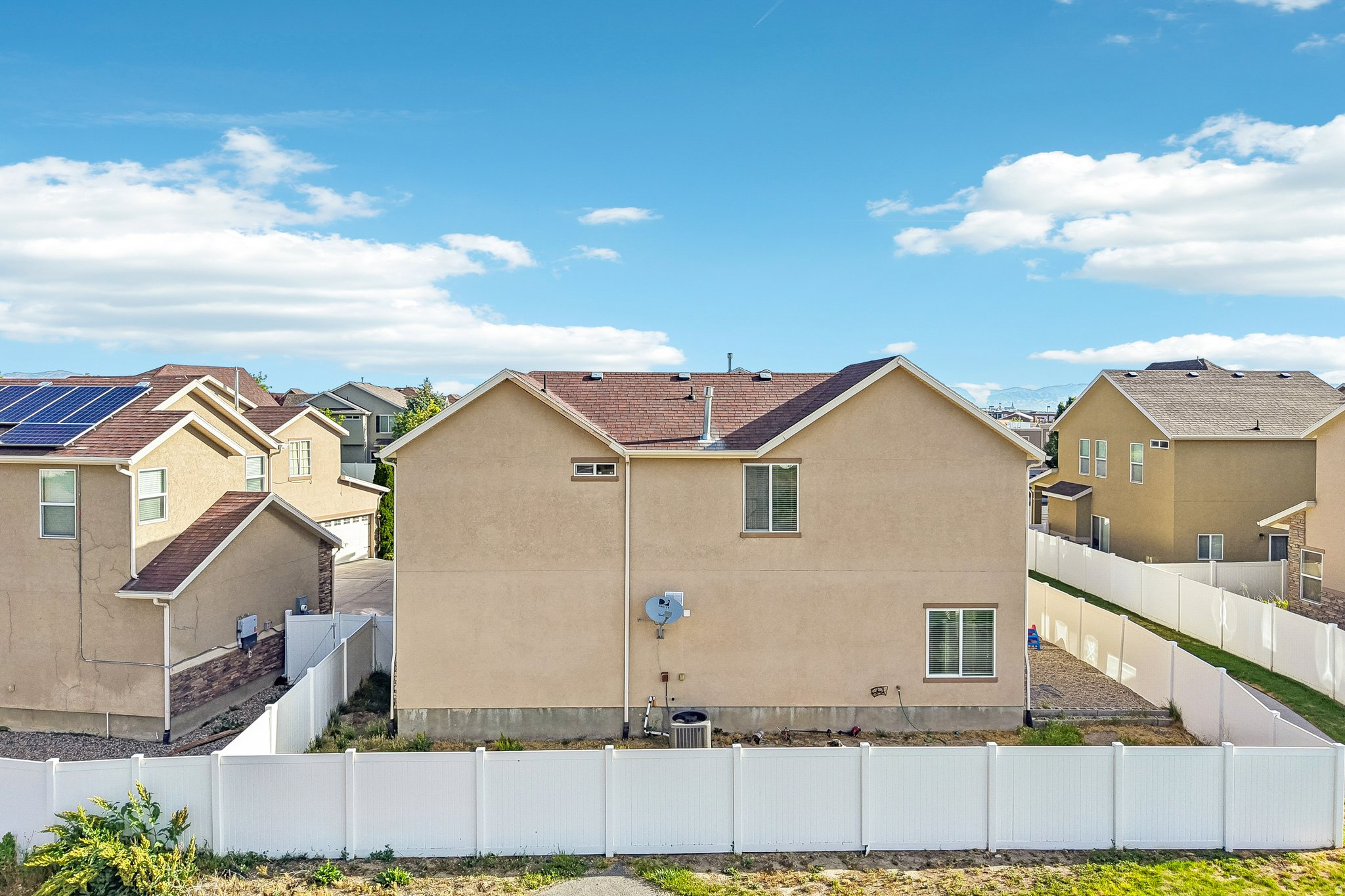 MEADOWS - Residential