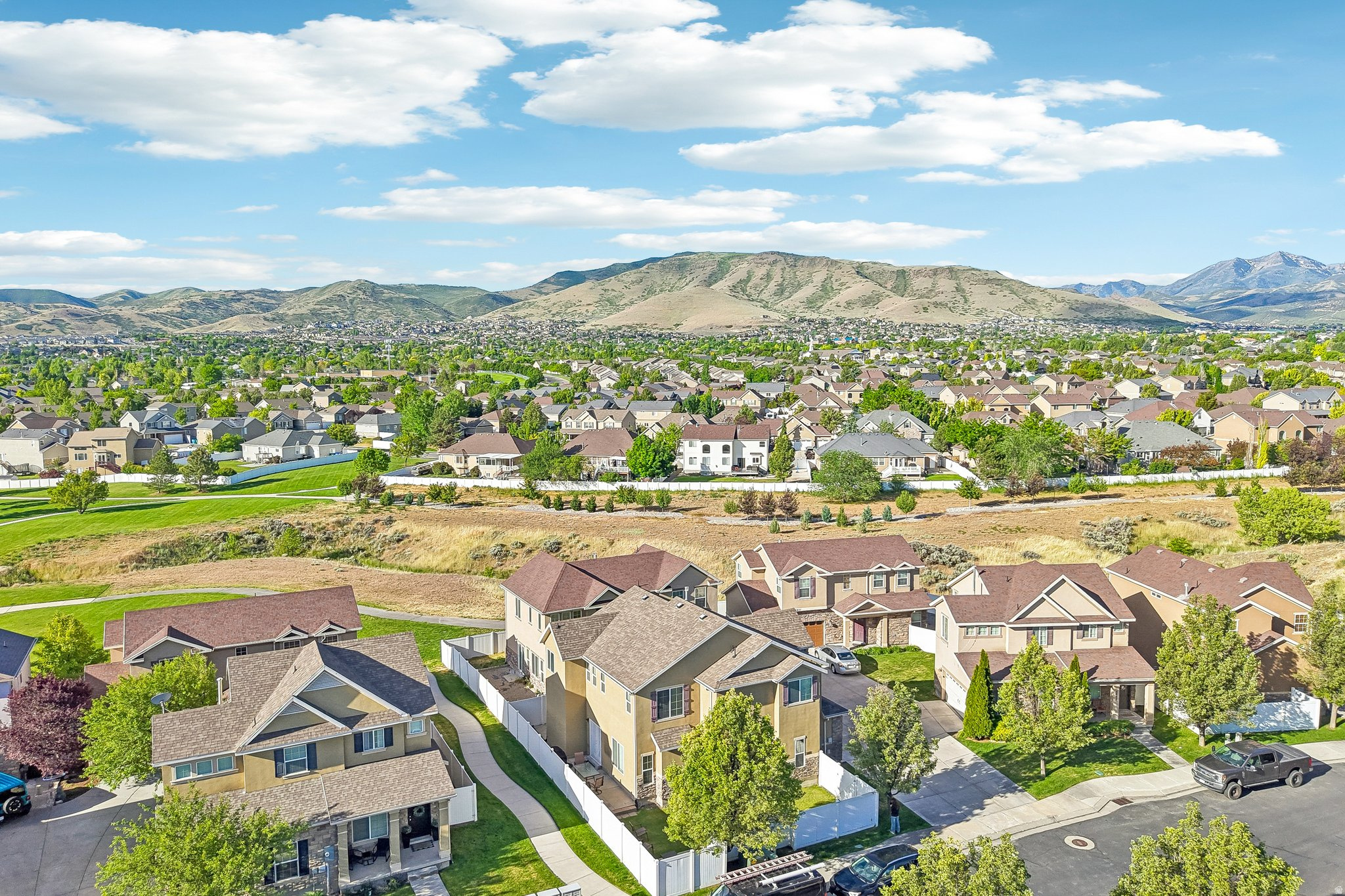 MEADOWS - Residential