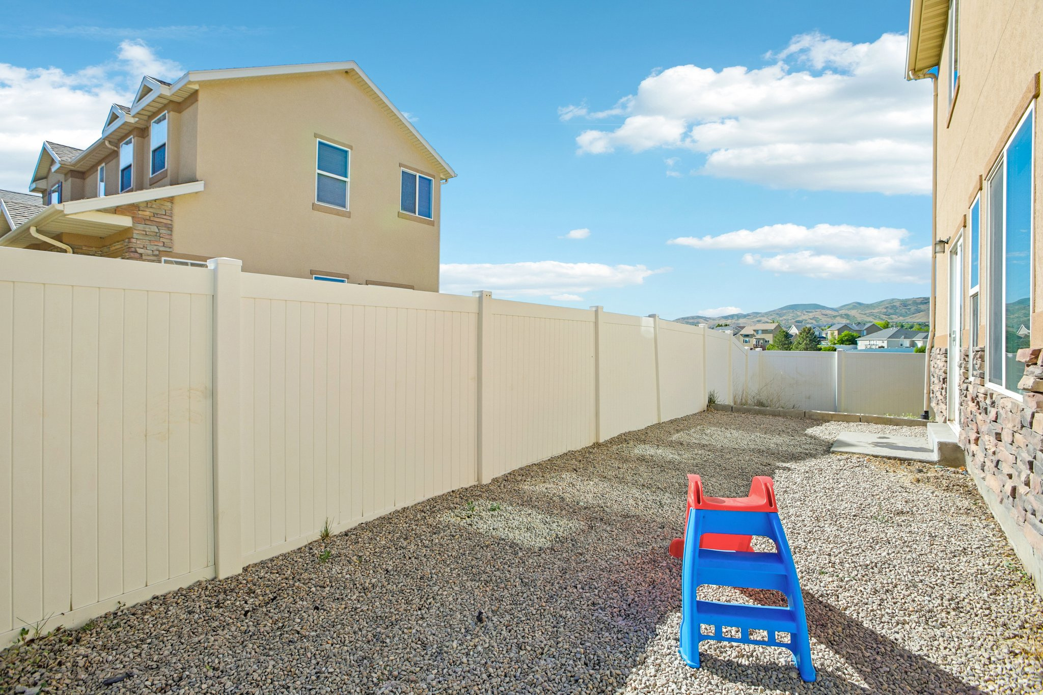 MEADOWS - Residential