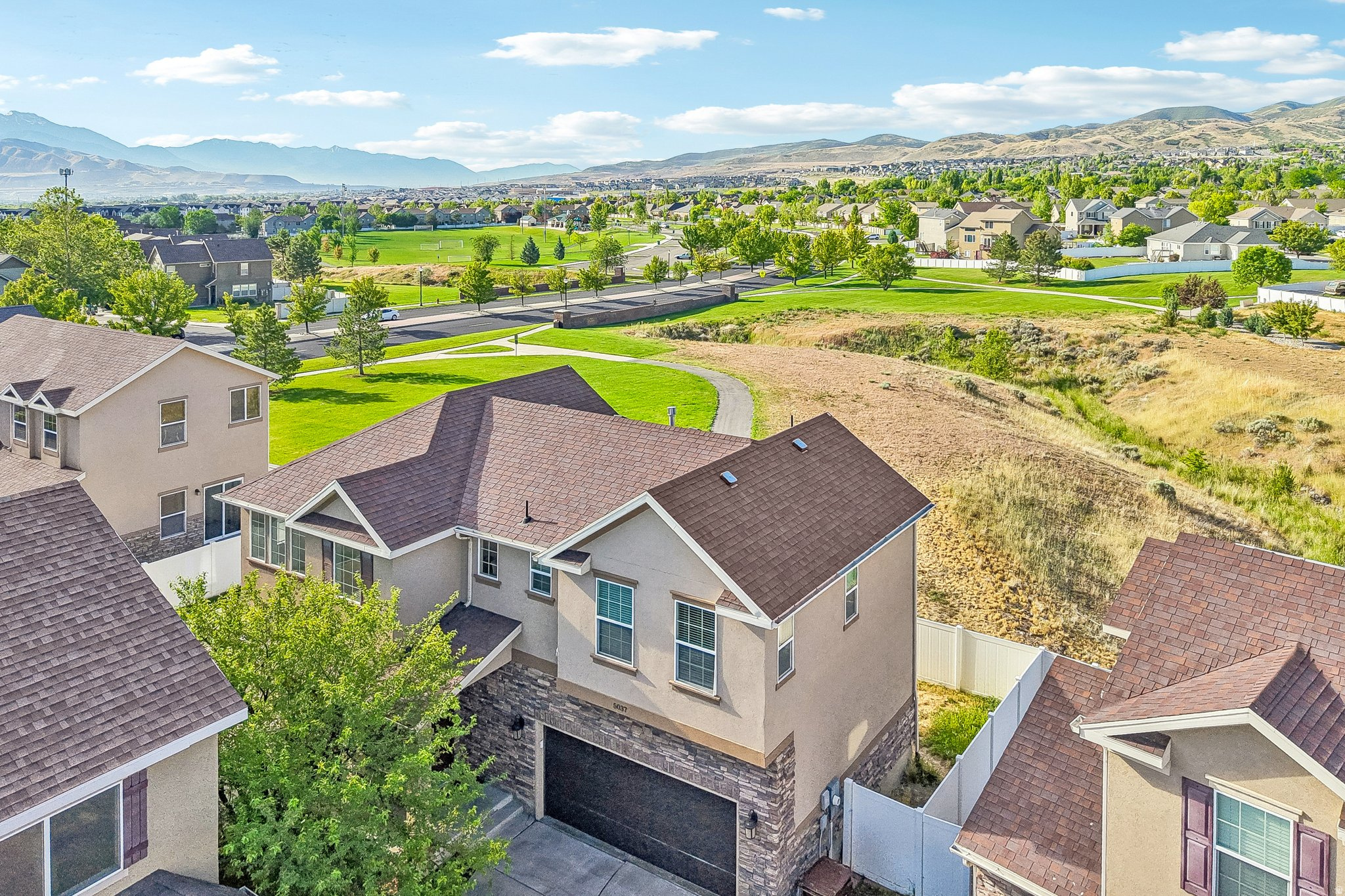 MEADOWS - Residential