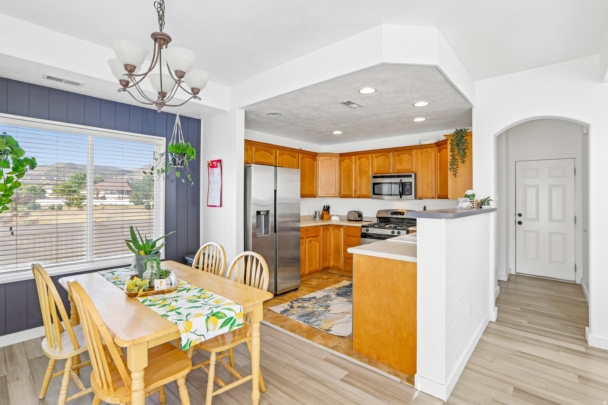 MEADOWS - Residential