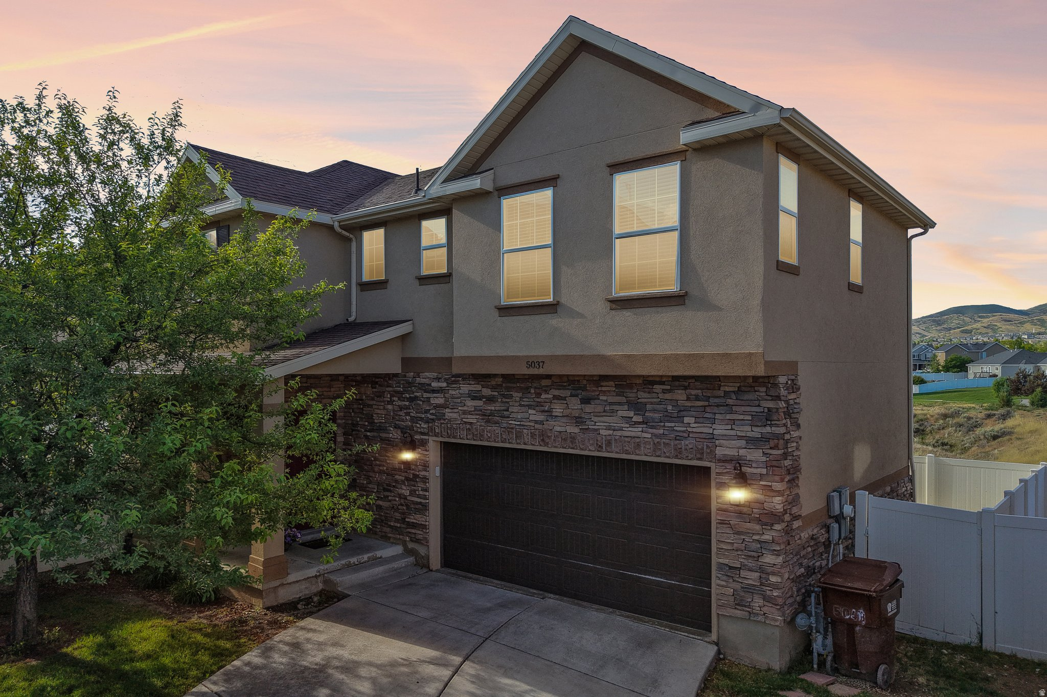 MEADOWS - Residential