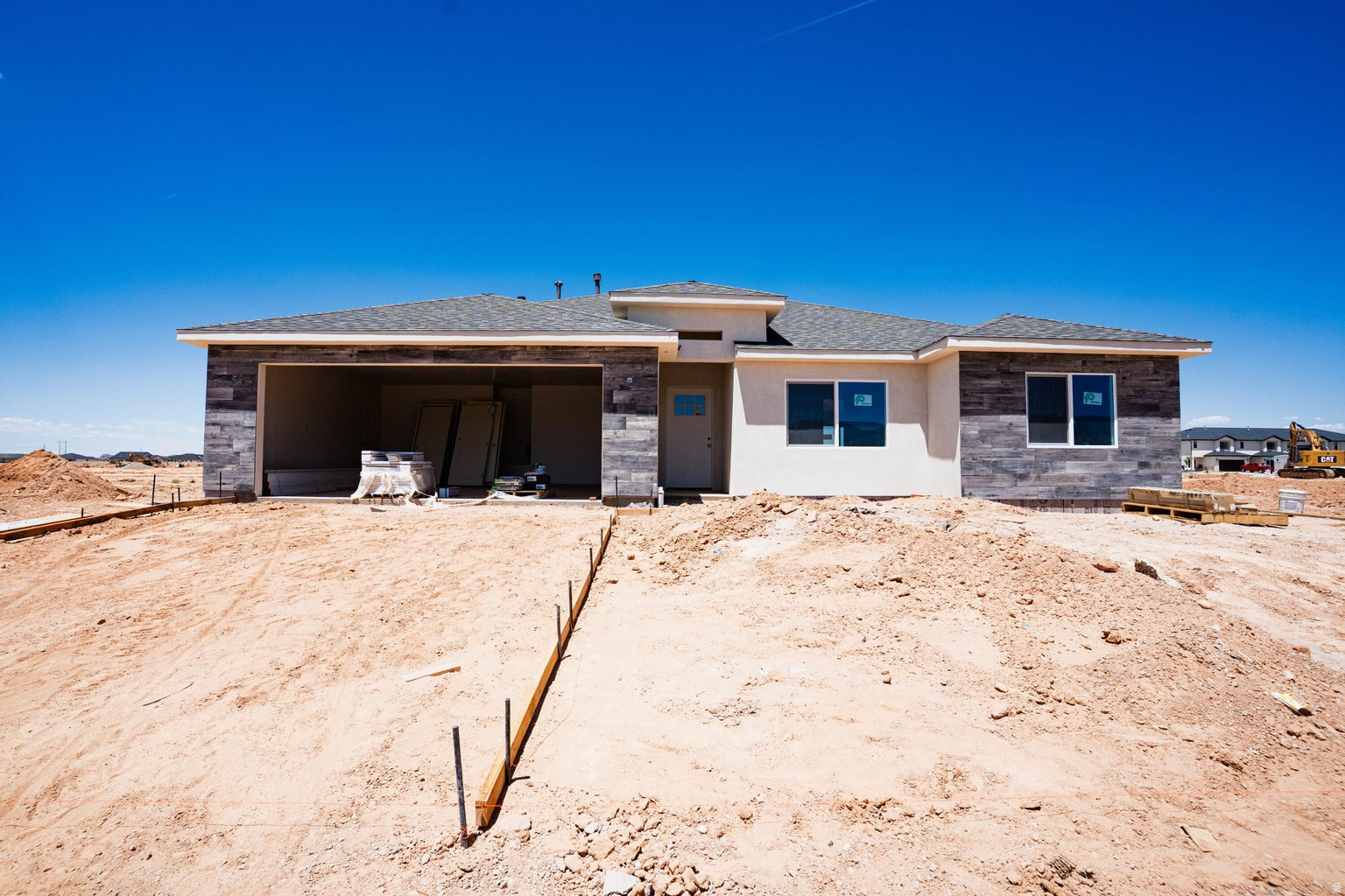 IRON WEST - Residential