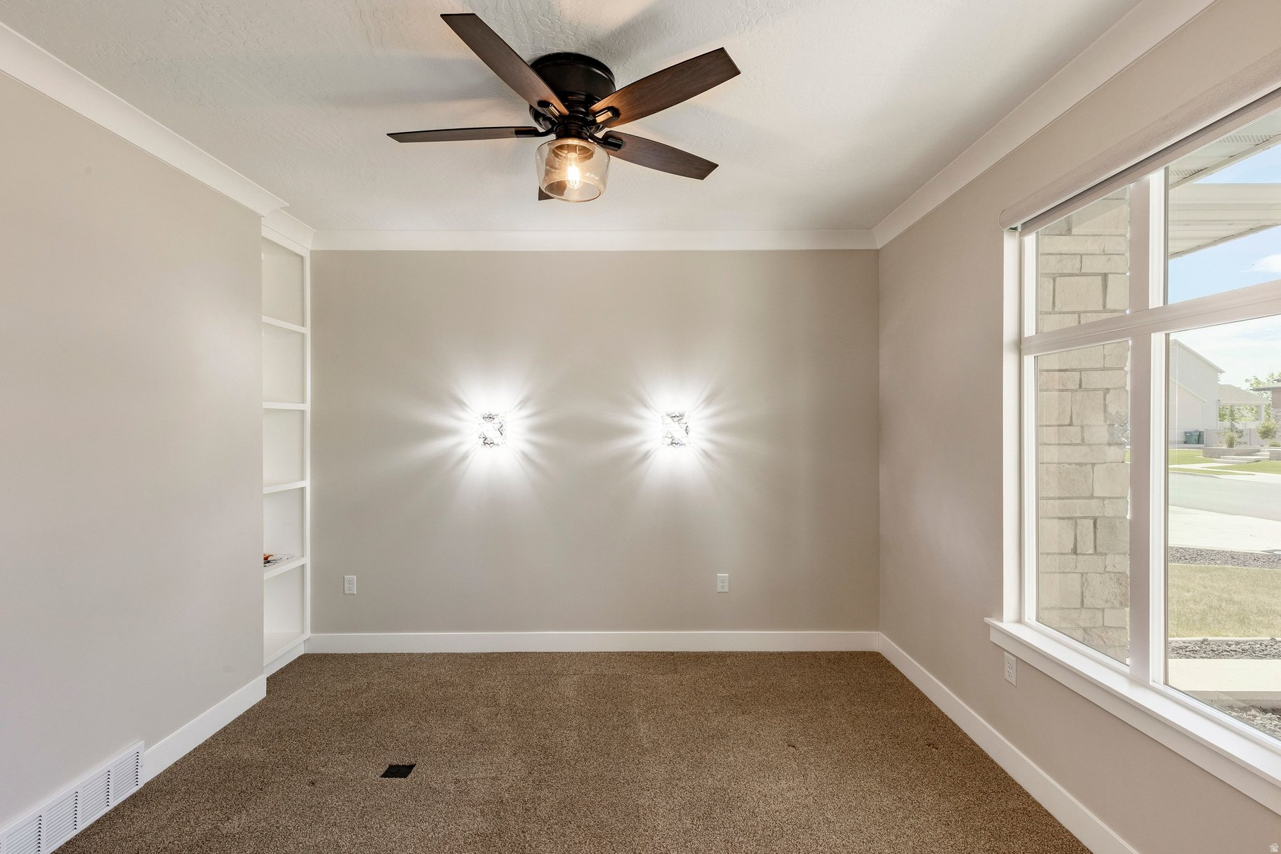 COLLEDGE FARMS - Residential