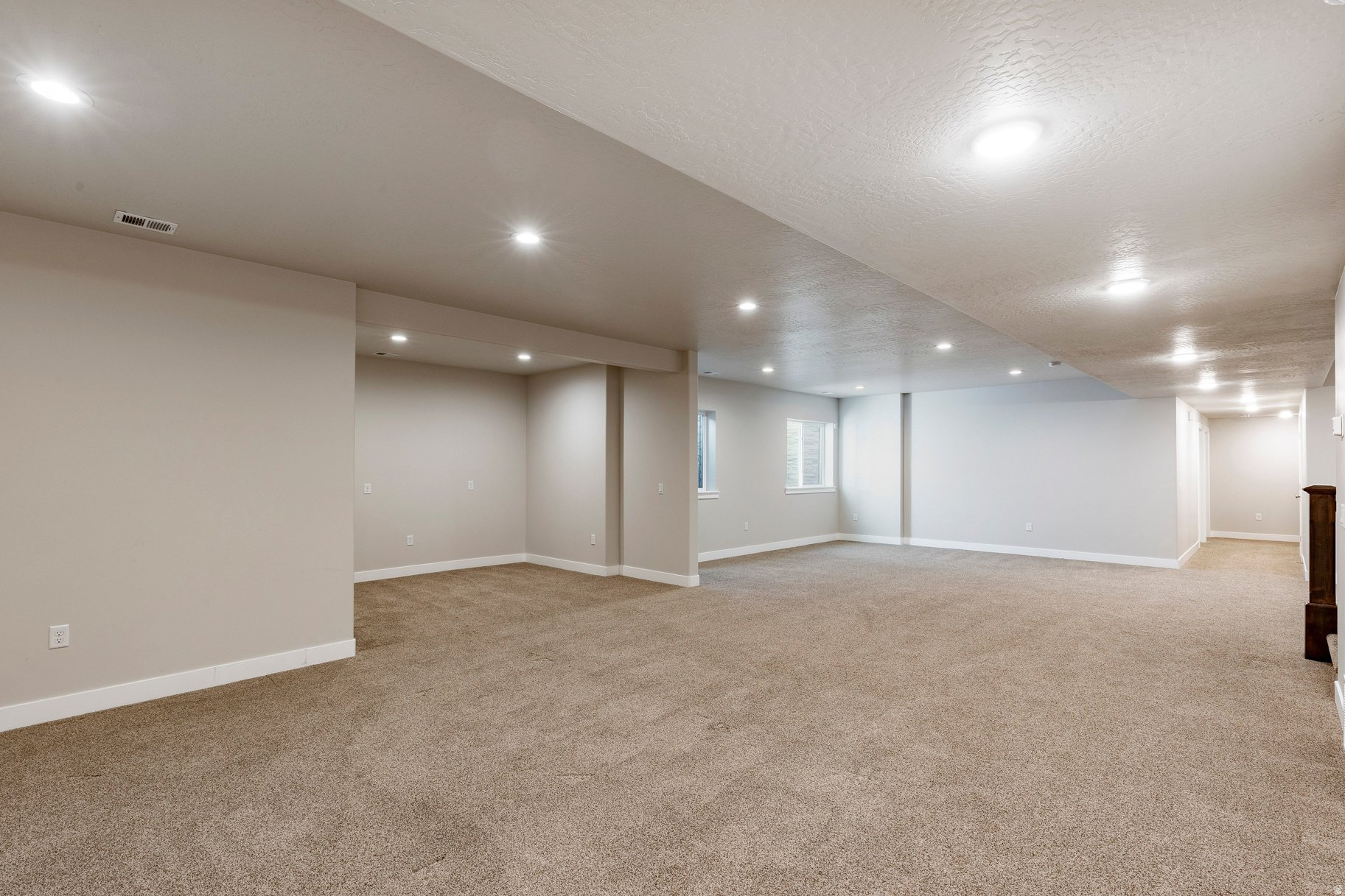 COLLEDGE FARMS - Residential