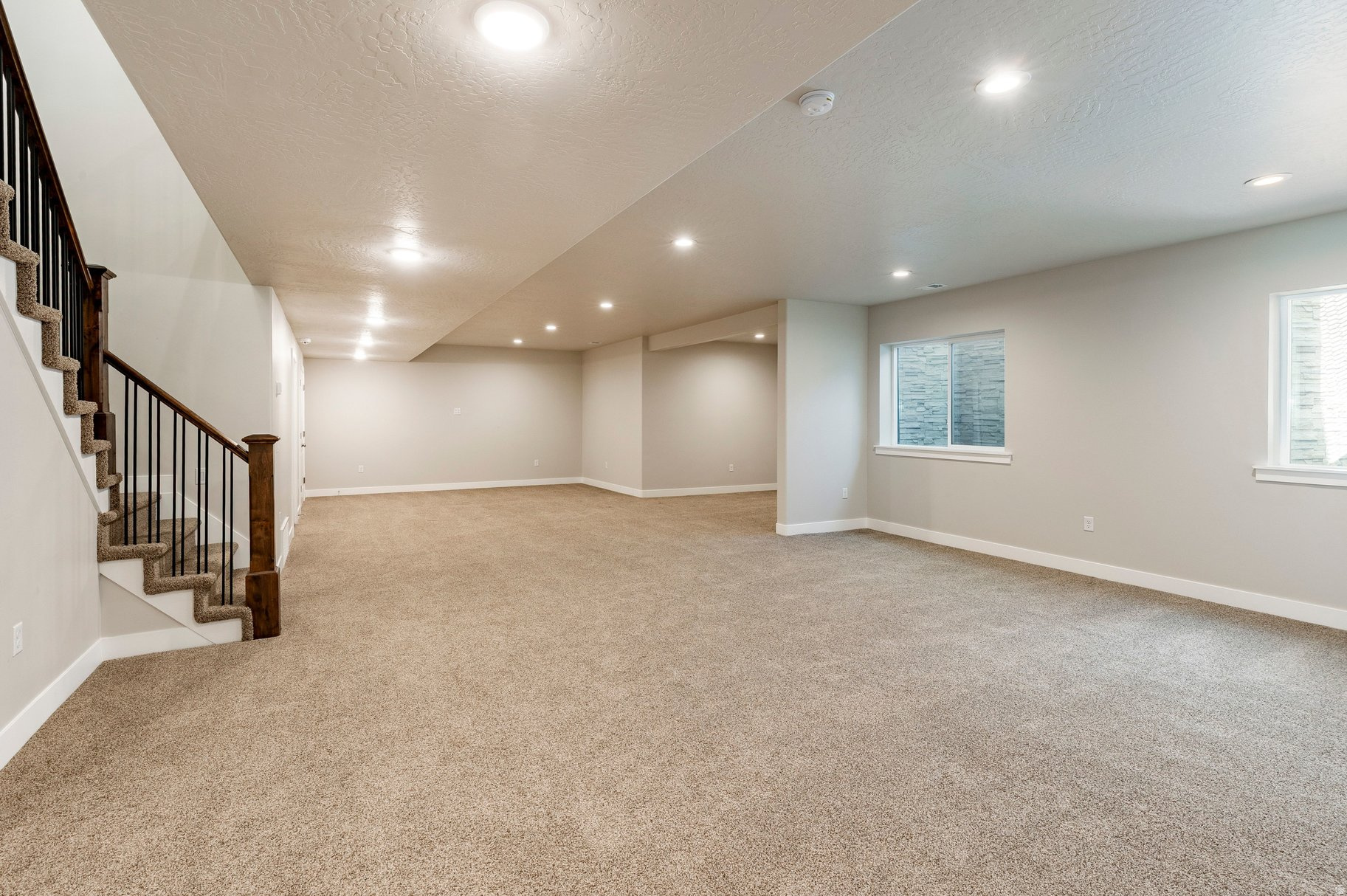 COLLEDGE FARMS - Residential