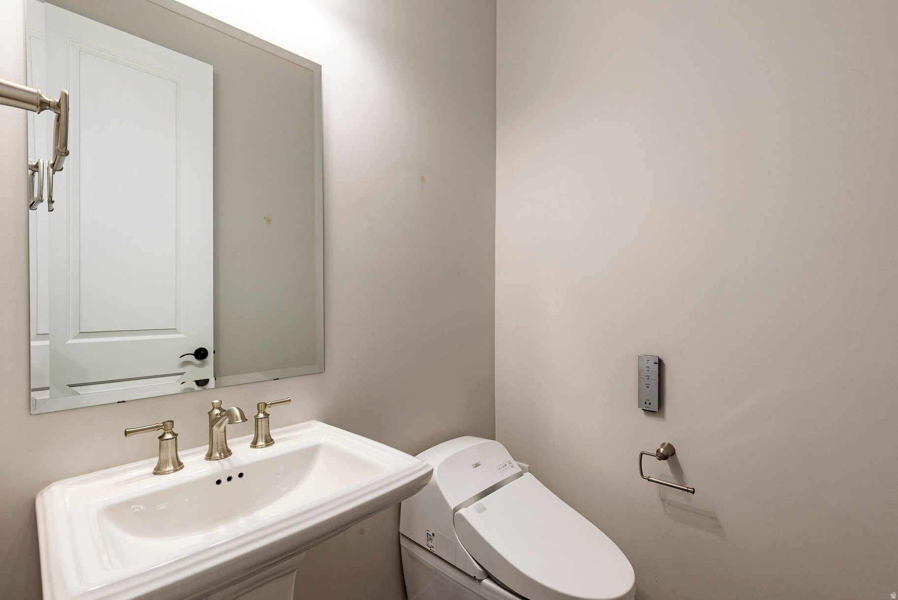 COLLEDGE FARMS - Residential