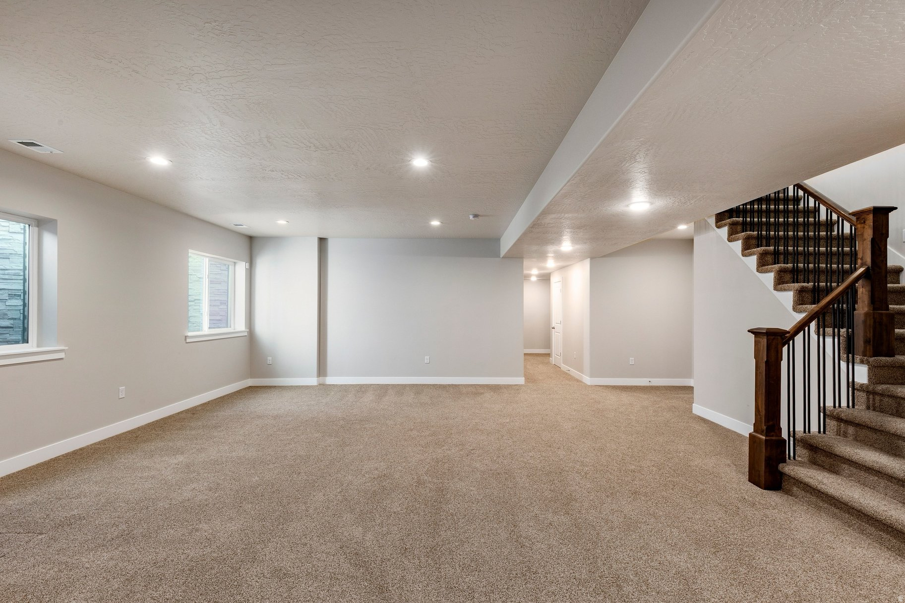 COLLEDGE FARMS - Residential