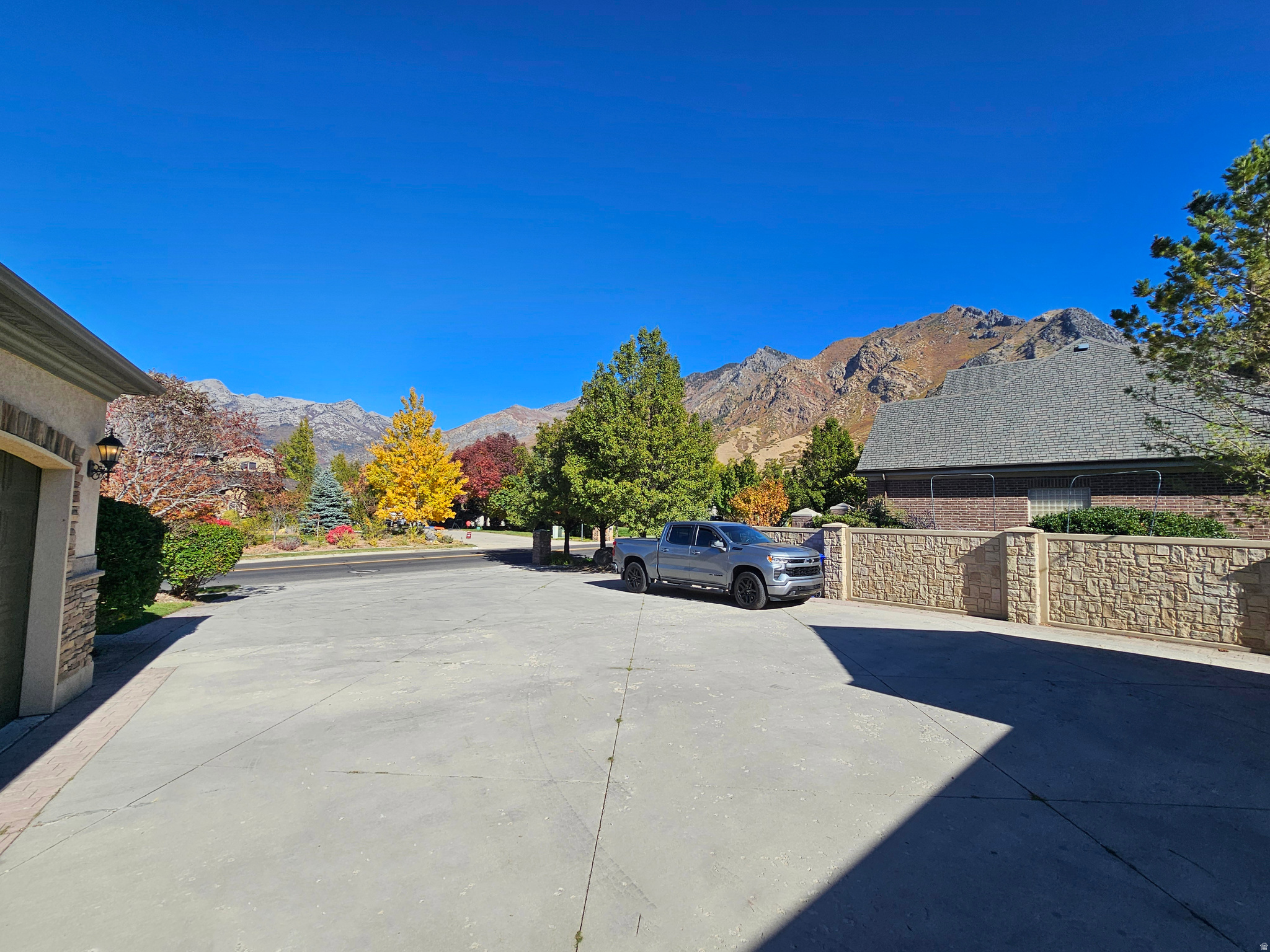 HEALEY HEIGHTS - Residential