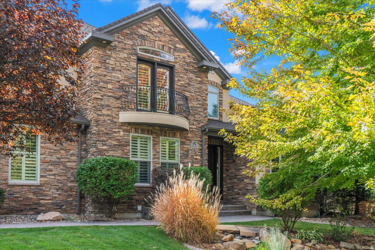 HEALEY HEIGHTS - Residential