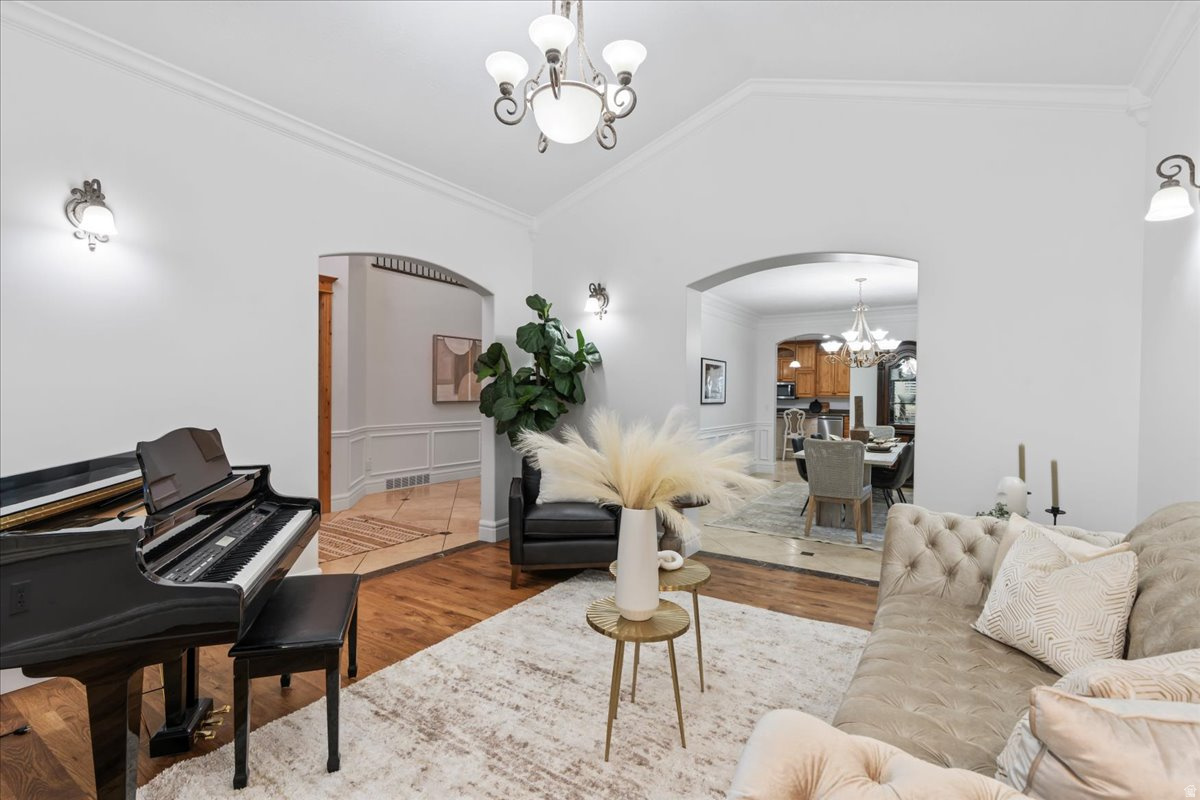 HEALEY HEIGHTS - Residential