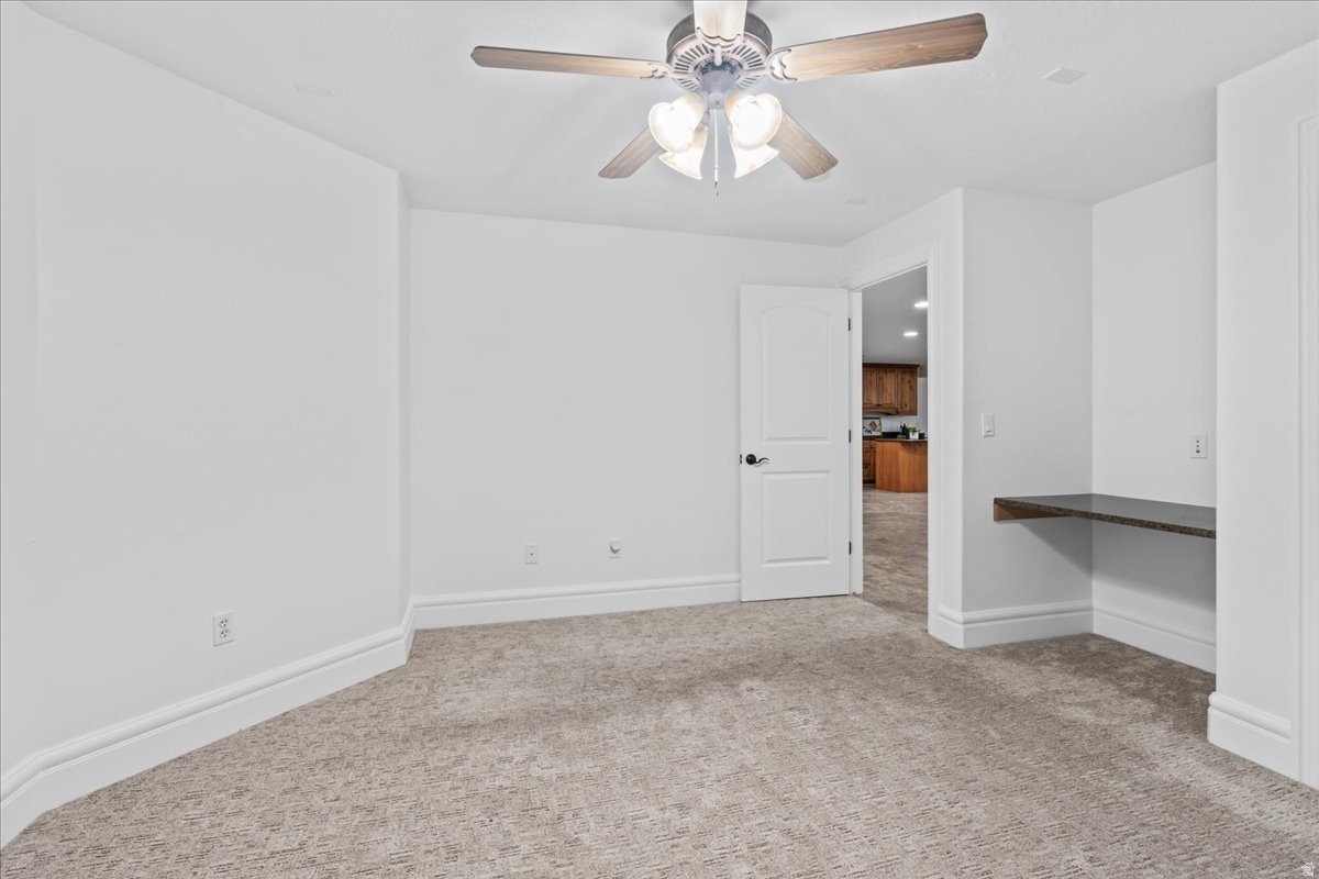 HEALEY HEIGHTS - Residential