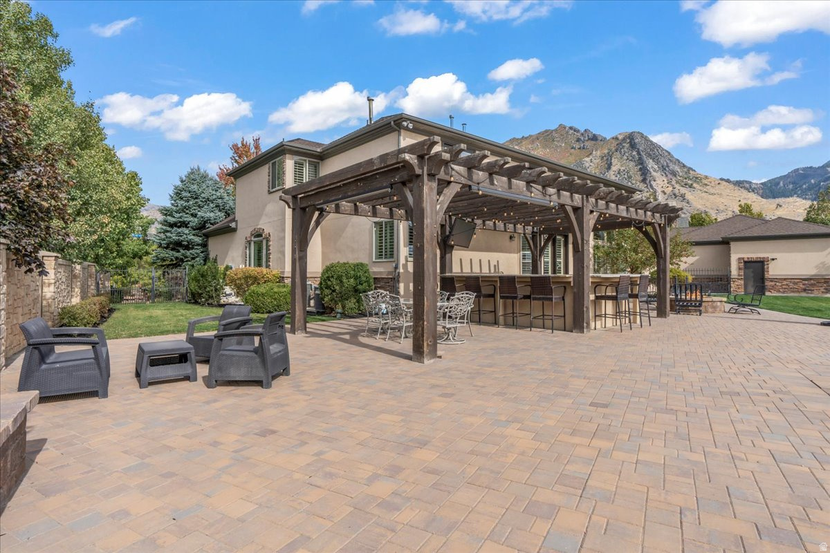 HEALEY HEIGHTS - Residential
