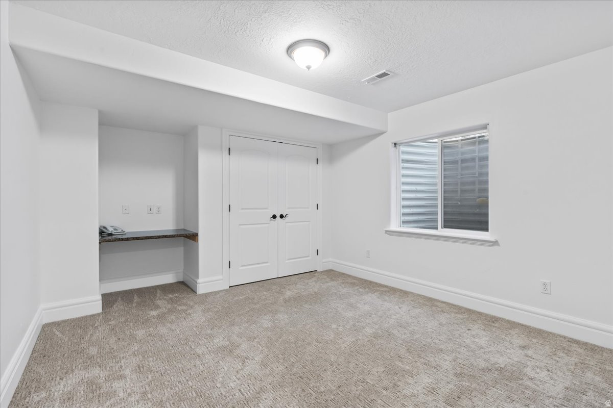 HEALEY HEIGHTS - Residential