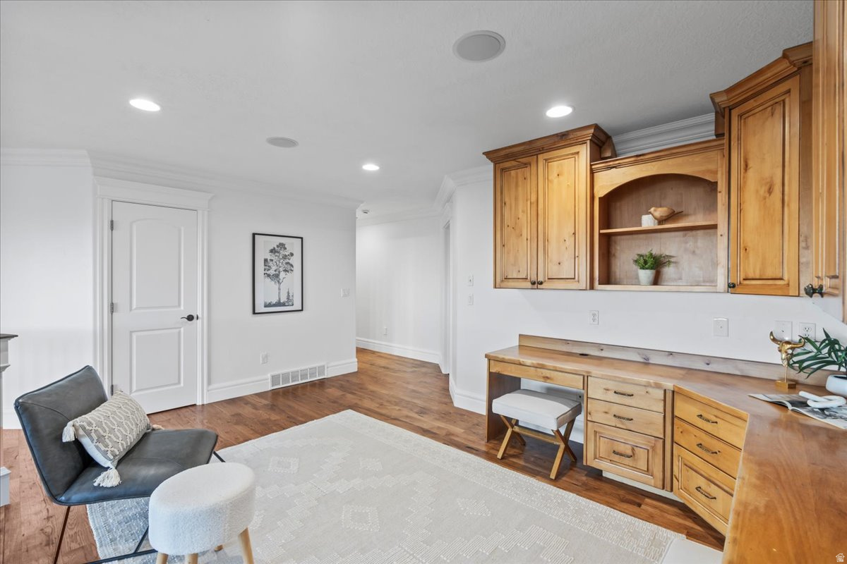 HEALEY HEIGHTS - Residential