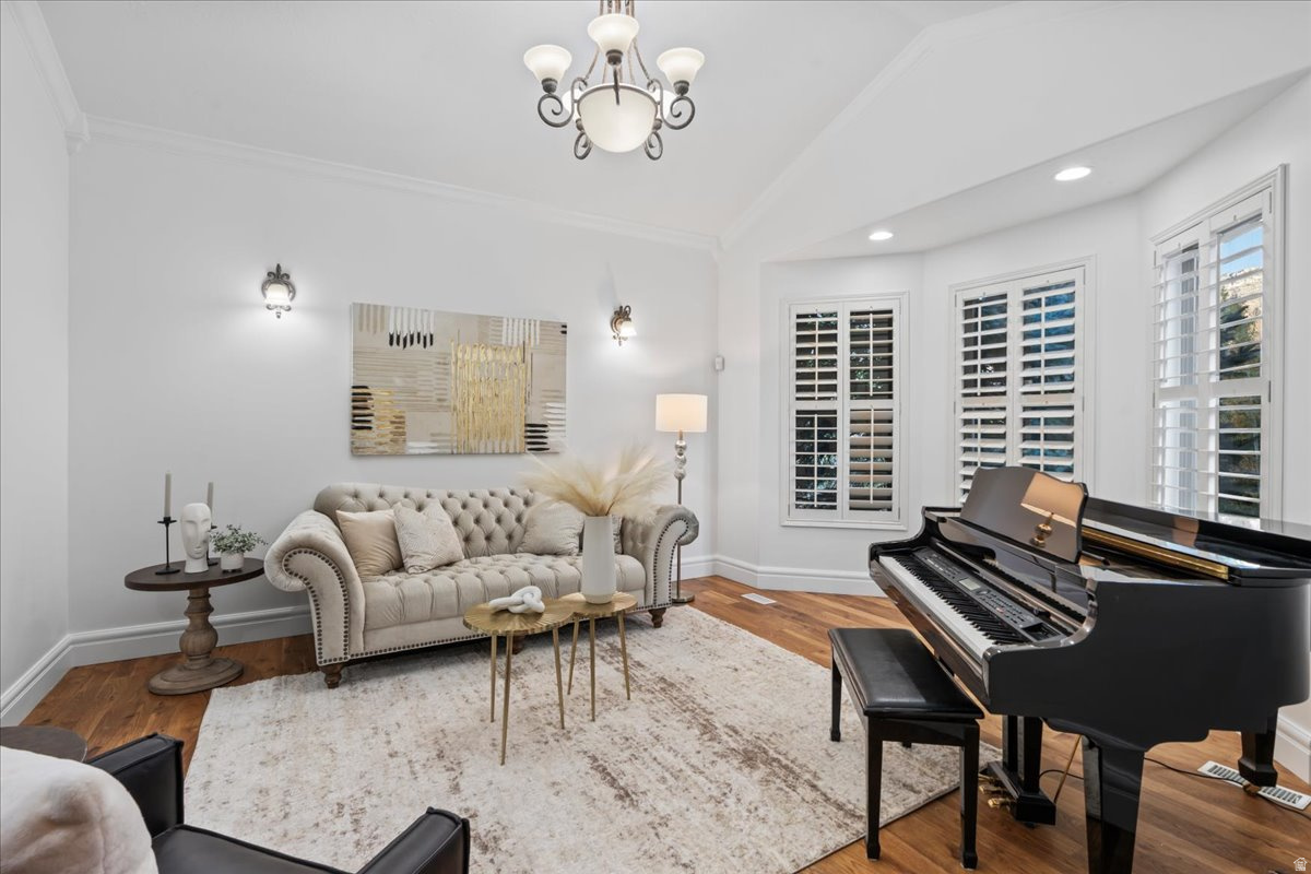 HEALEY HEIGHTS - Residential