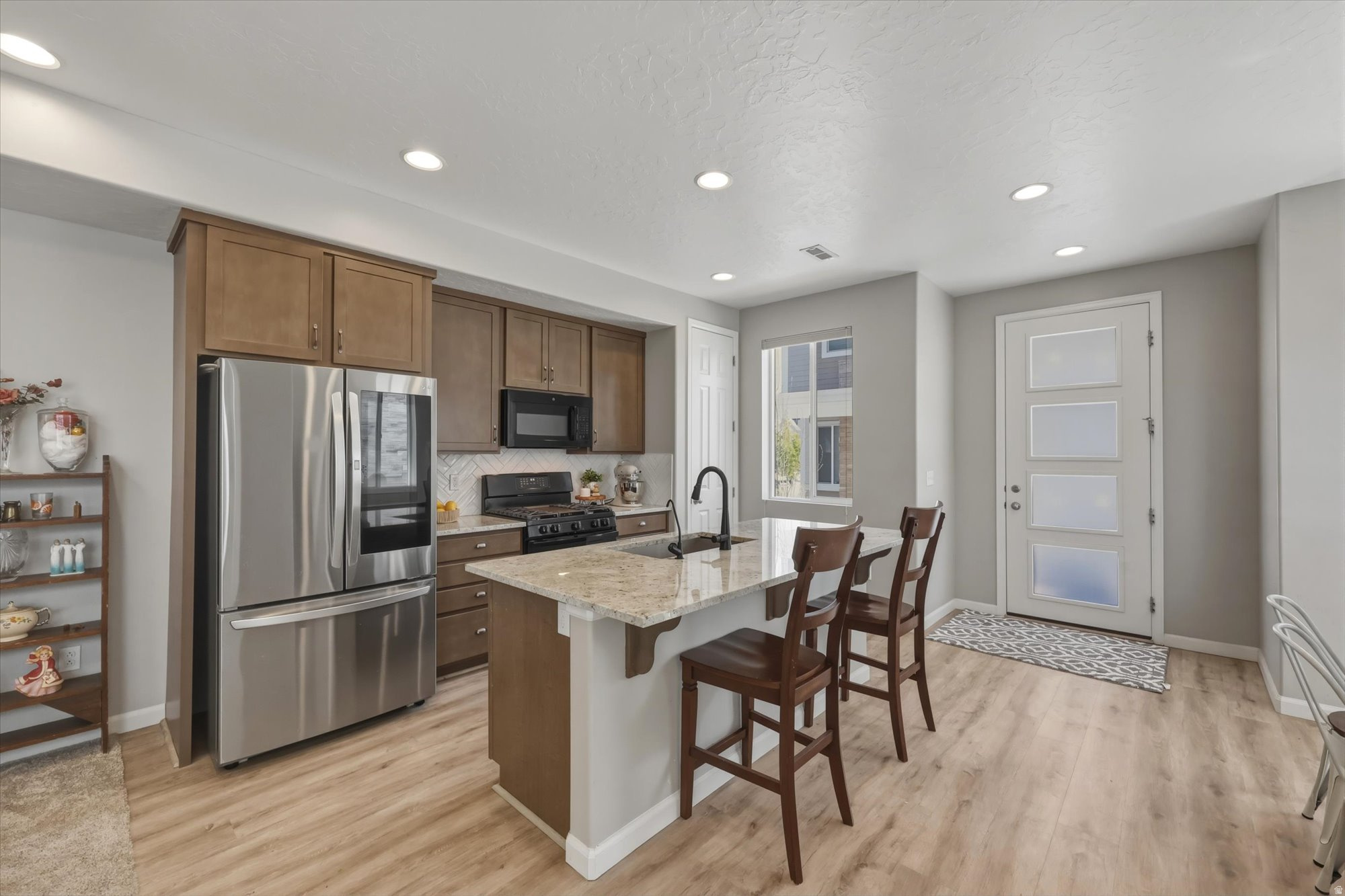 ARROWHEAD PARK - Residential
