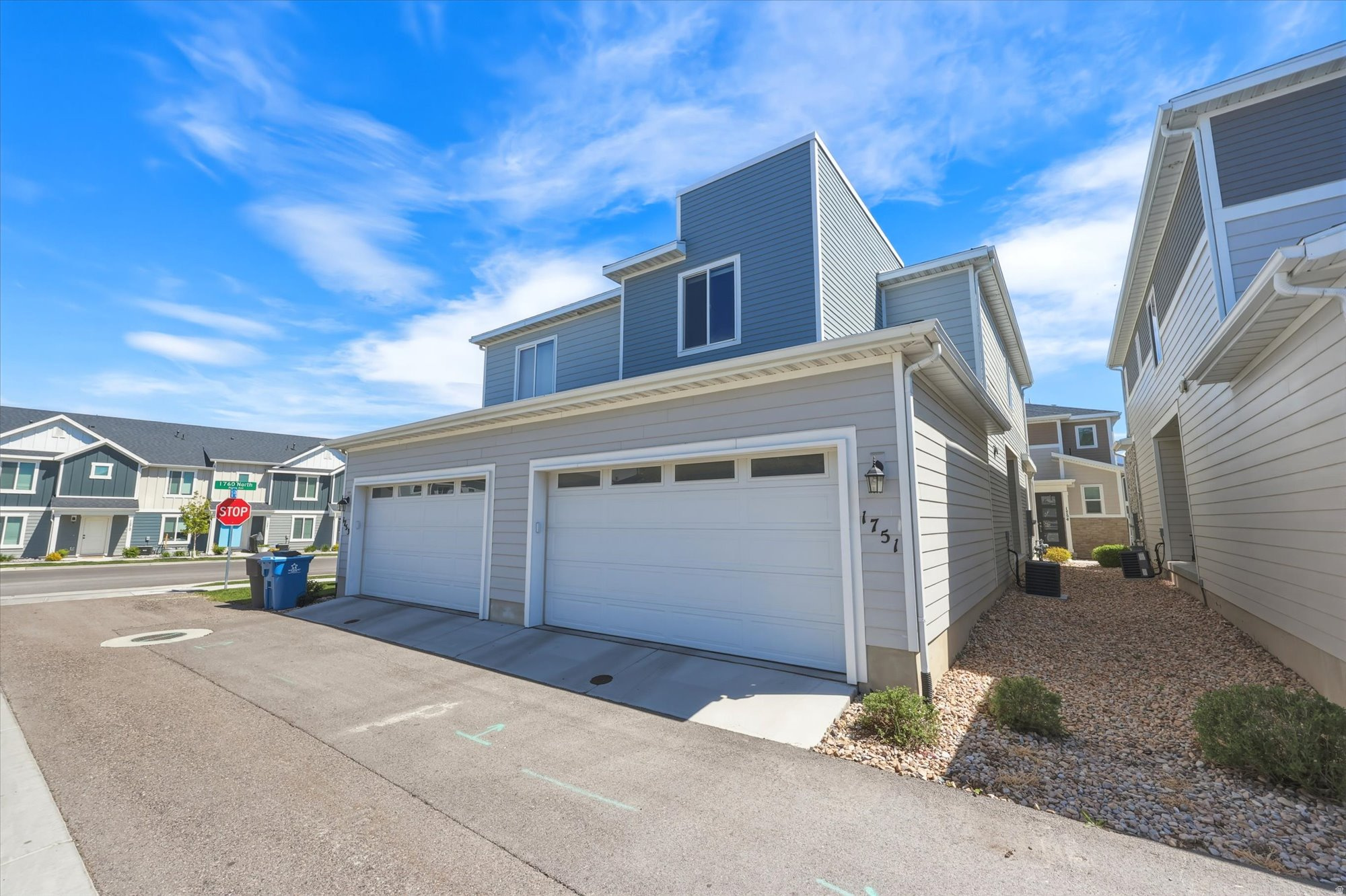 ARROWHEAD PARK - Residential