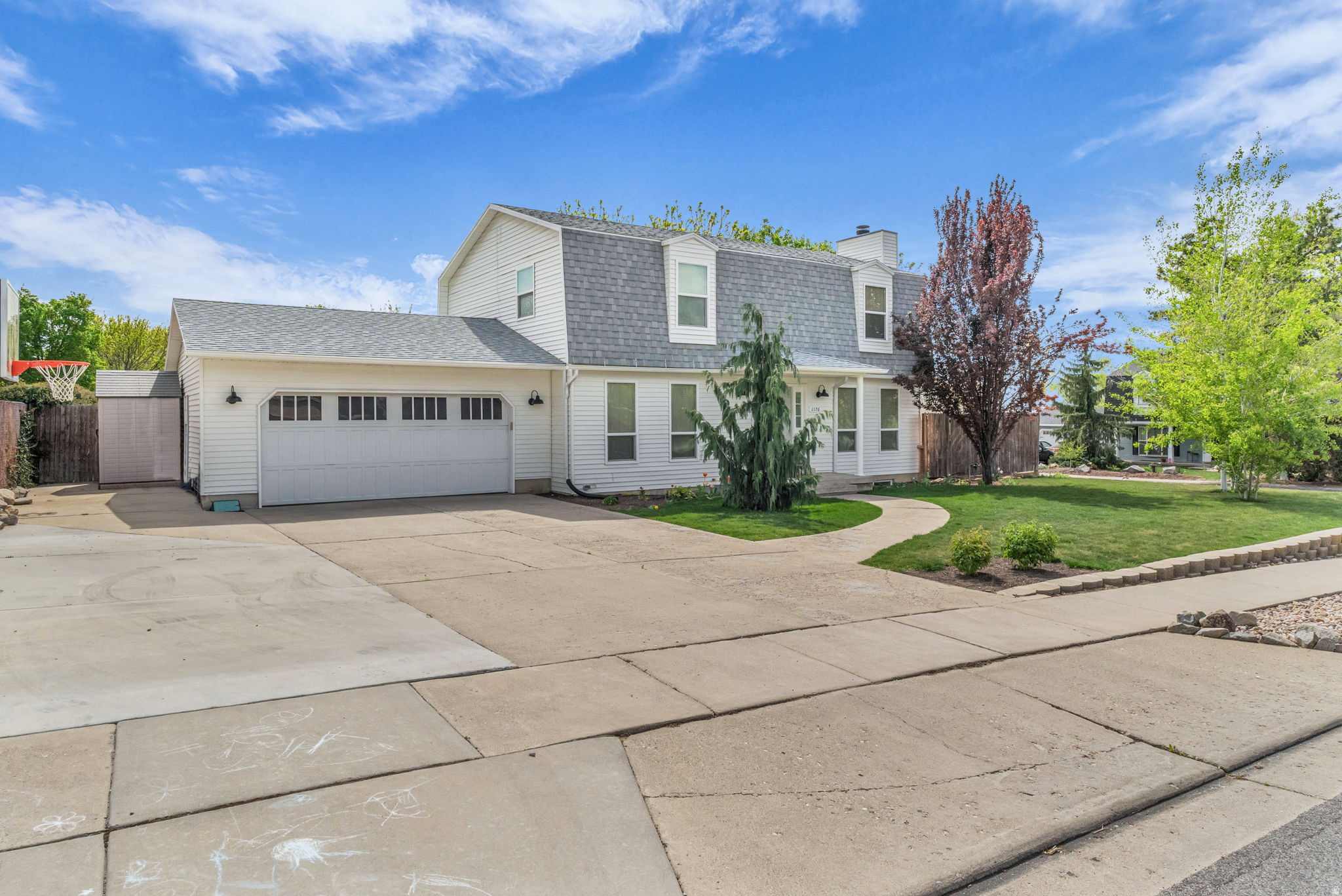 EDENBROOK - Residential