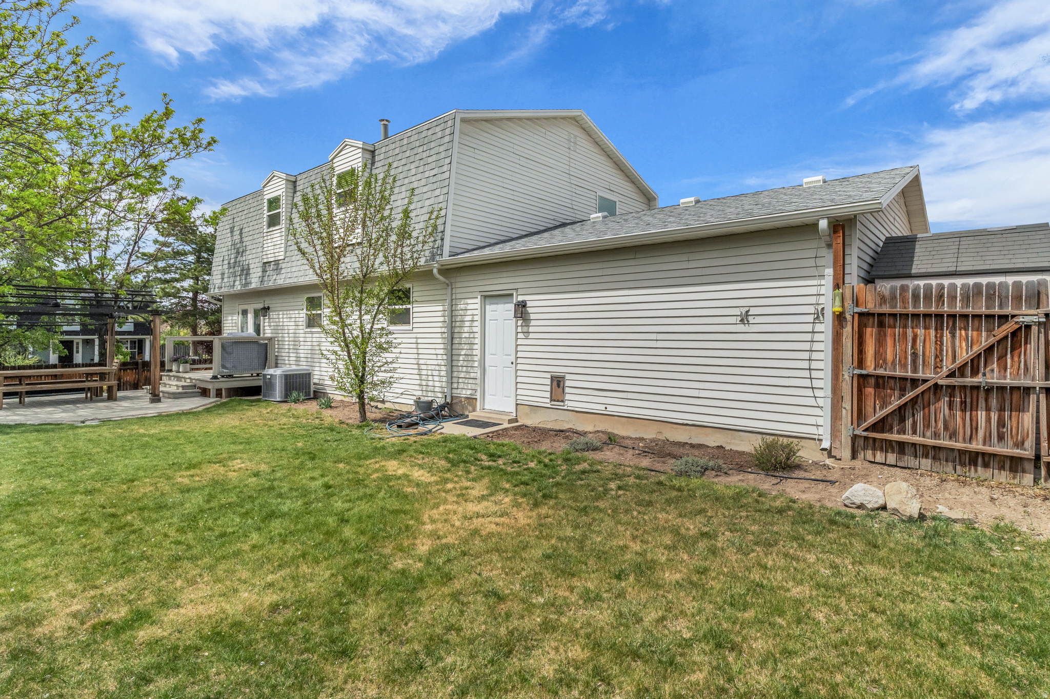 EDENBROOK - Residential