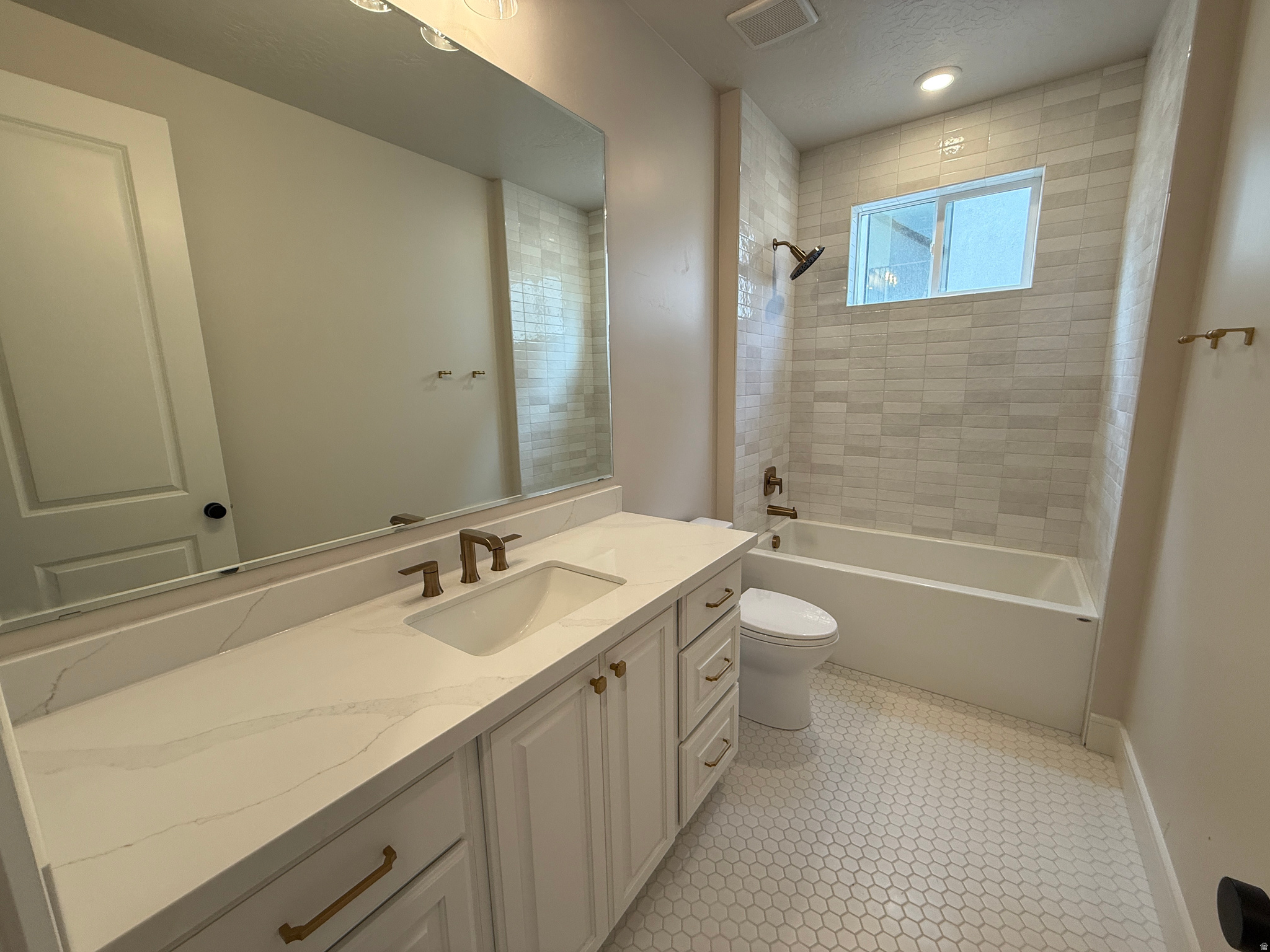 BELMONT WEST - Residential