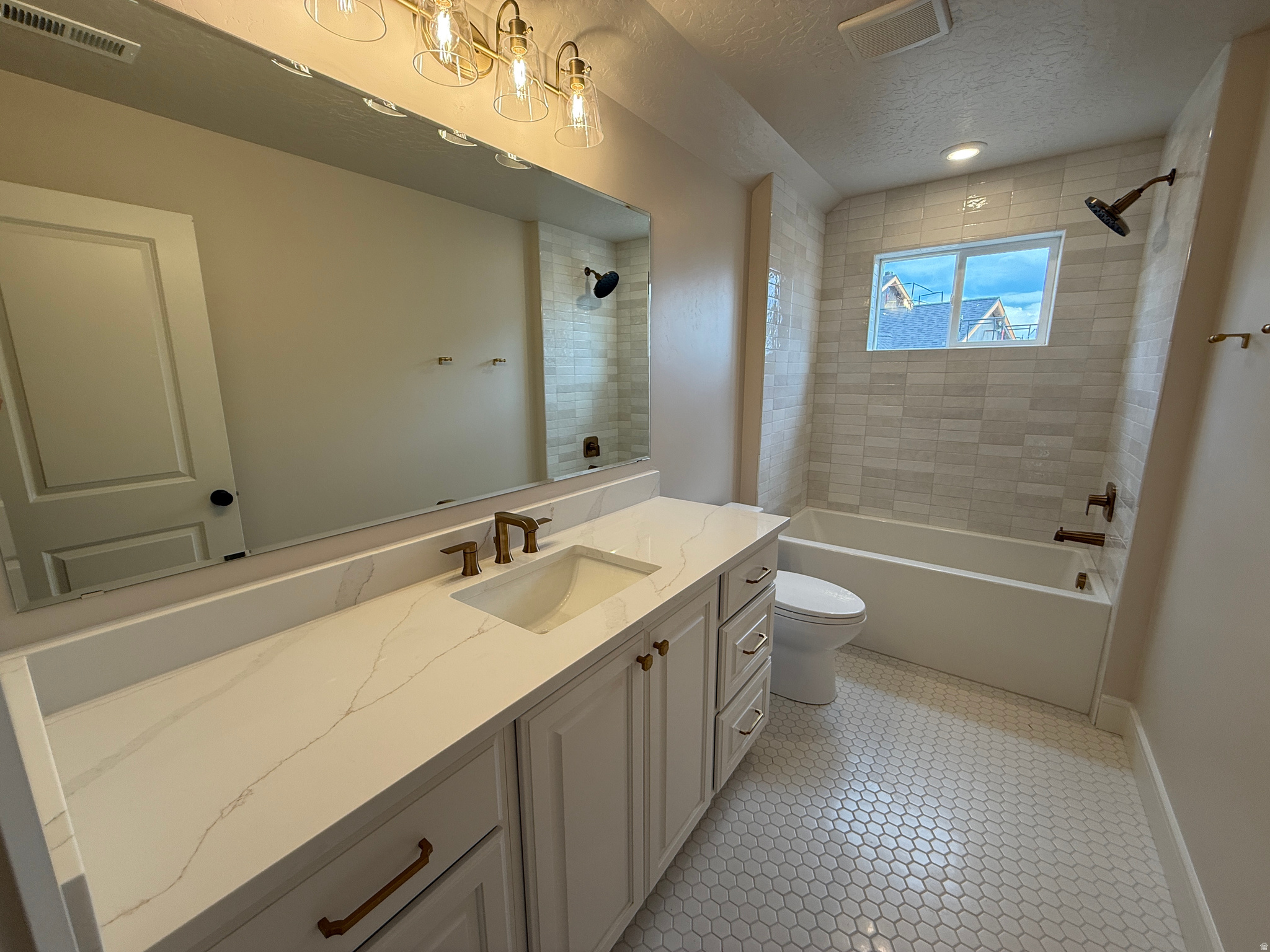 BELMONT WEST - Residential