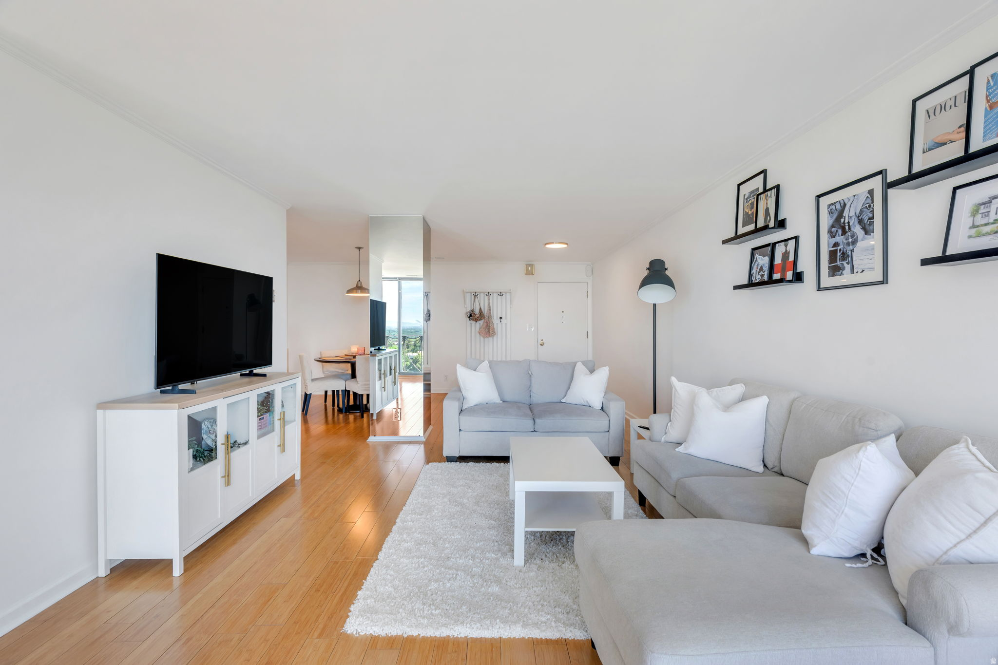BONNEVILLE TOWERS - Residential