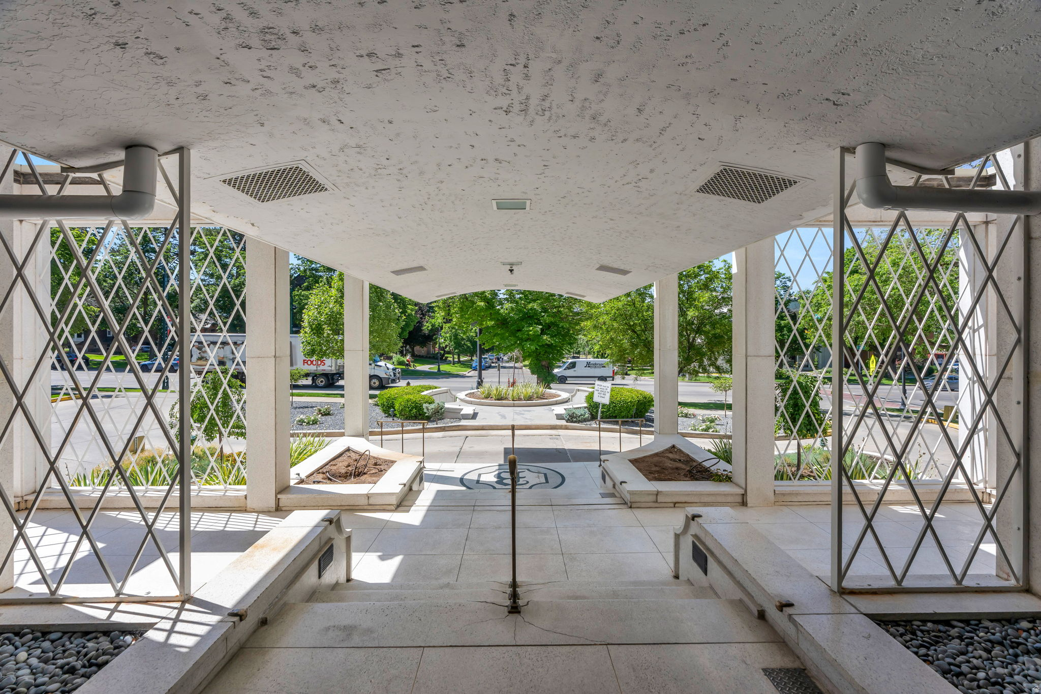 BONNEVILLE TOWERS - Residential